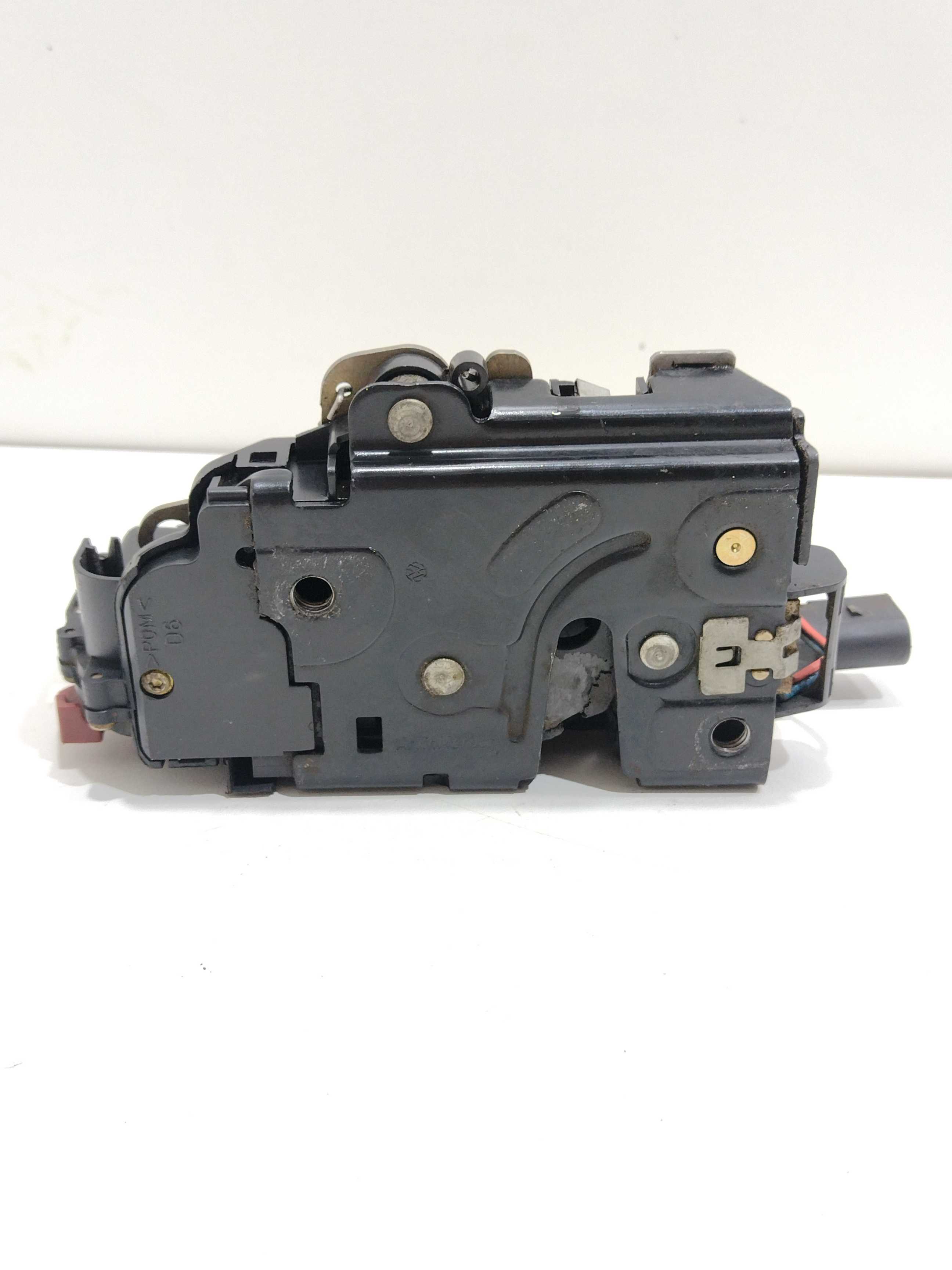 Fechadura Da Porta Dianteira Direita Touareg 2005 Vw Orig 5