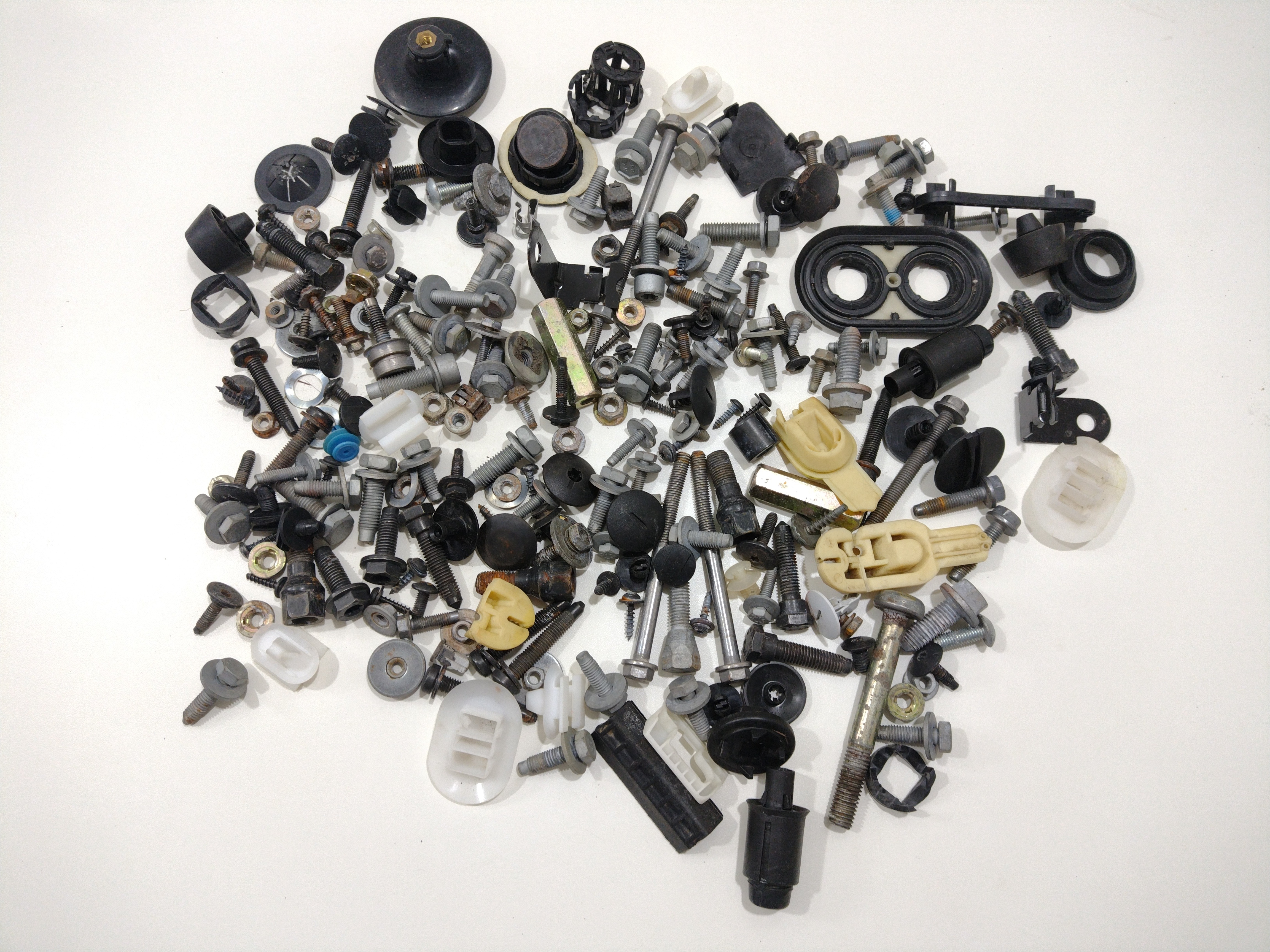 Parafusos Diversos Peugeot 2008 2018 2