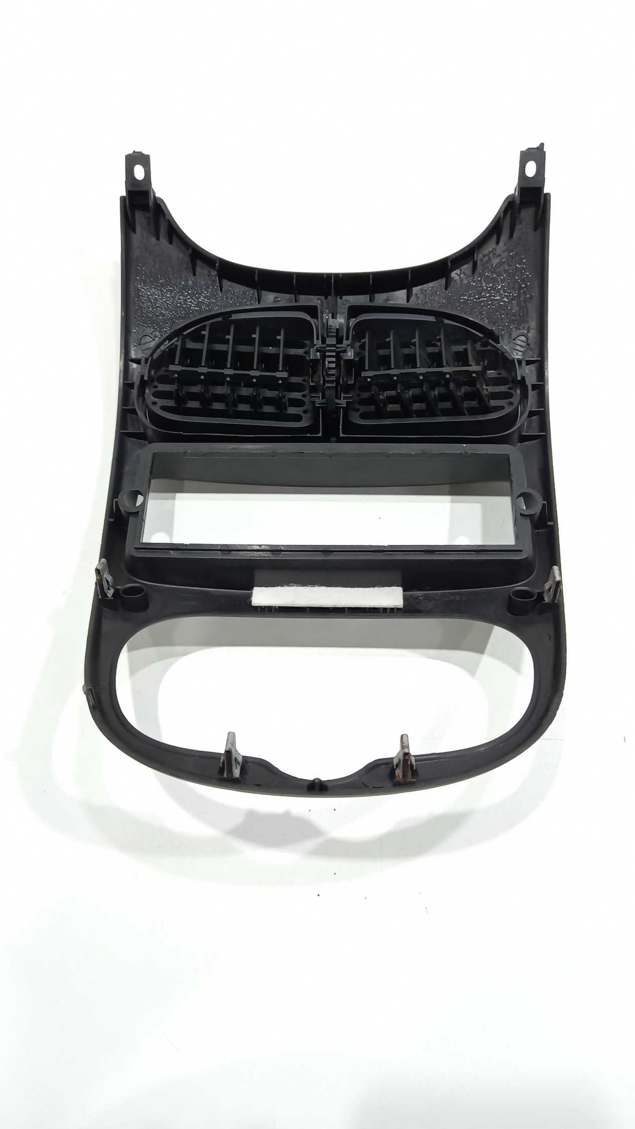 Moldura Do Painel Central  Peugeot 206 2001 Detalhes 3