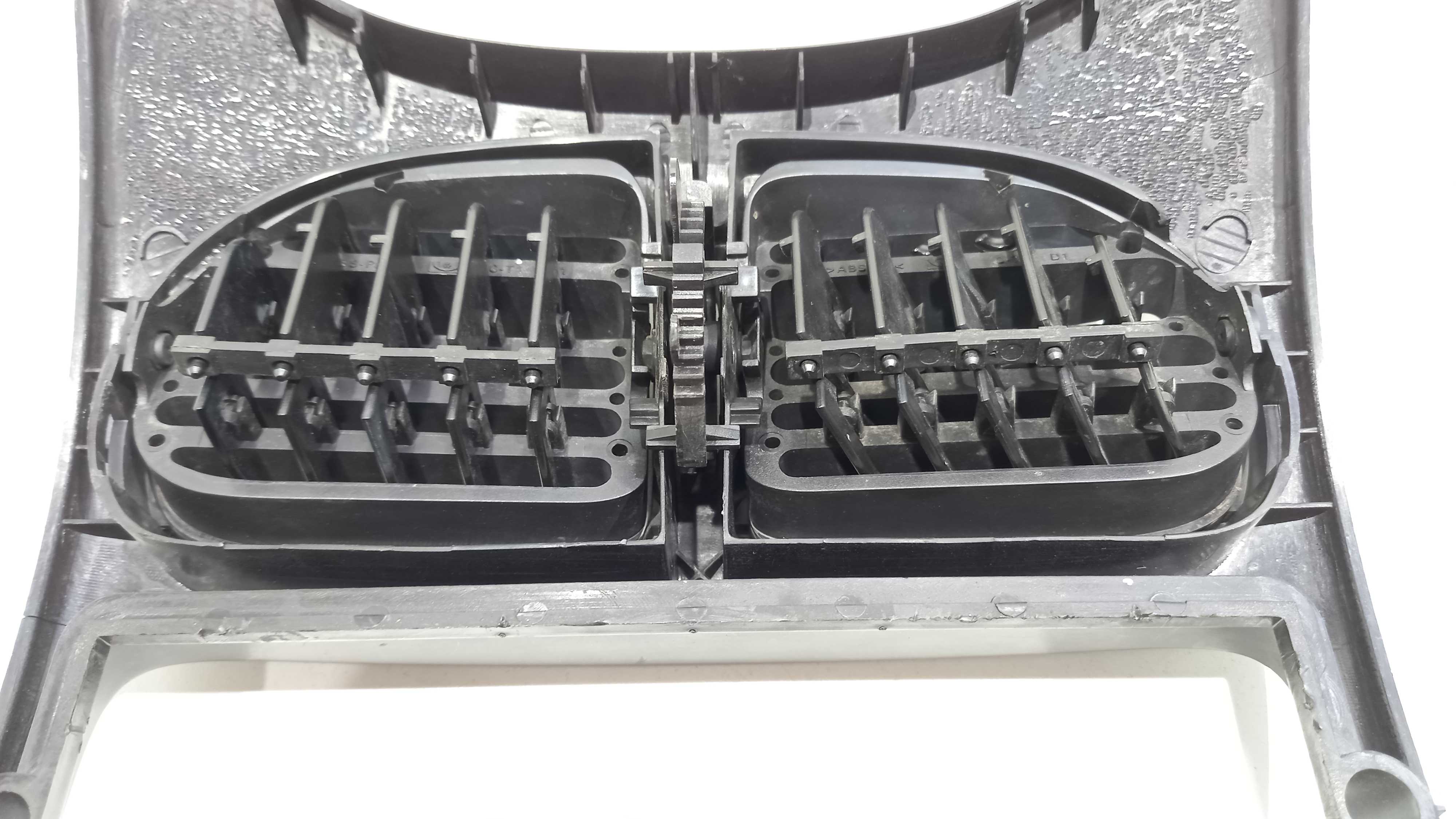 Moldura Do Painel Central  Peugeot 206 2001 Detalhes 6