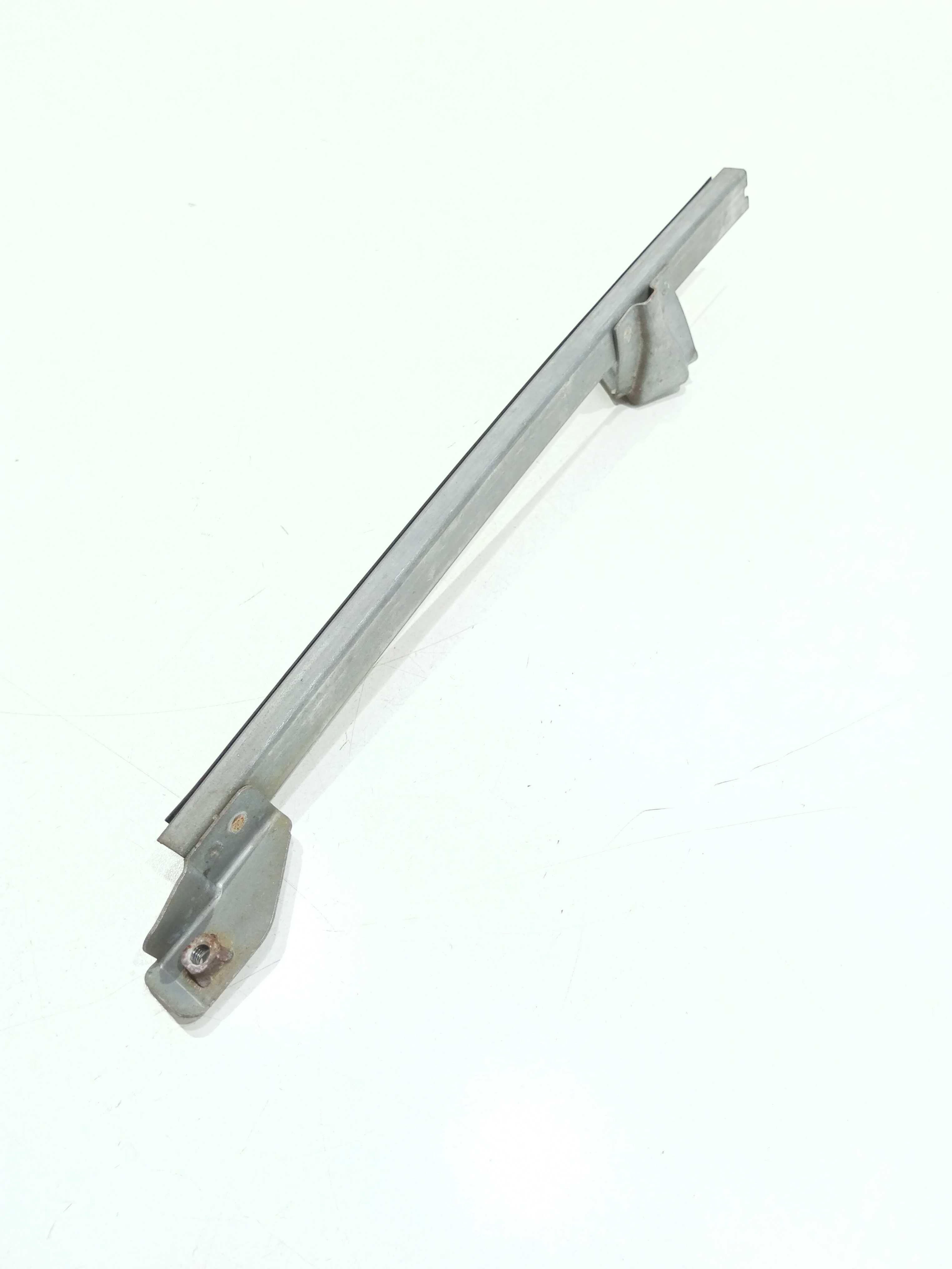 Guia Do Vidro Porta Traseira Direita Pajero Tr4 2007 4