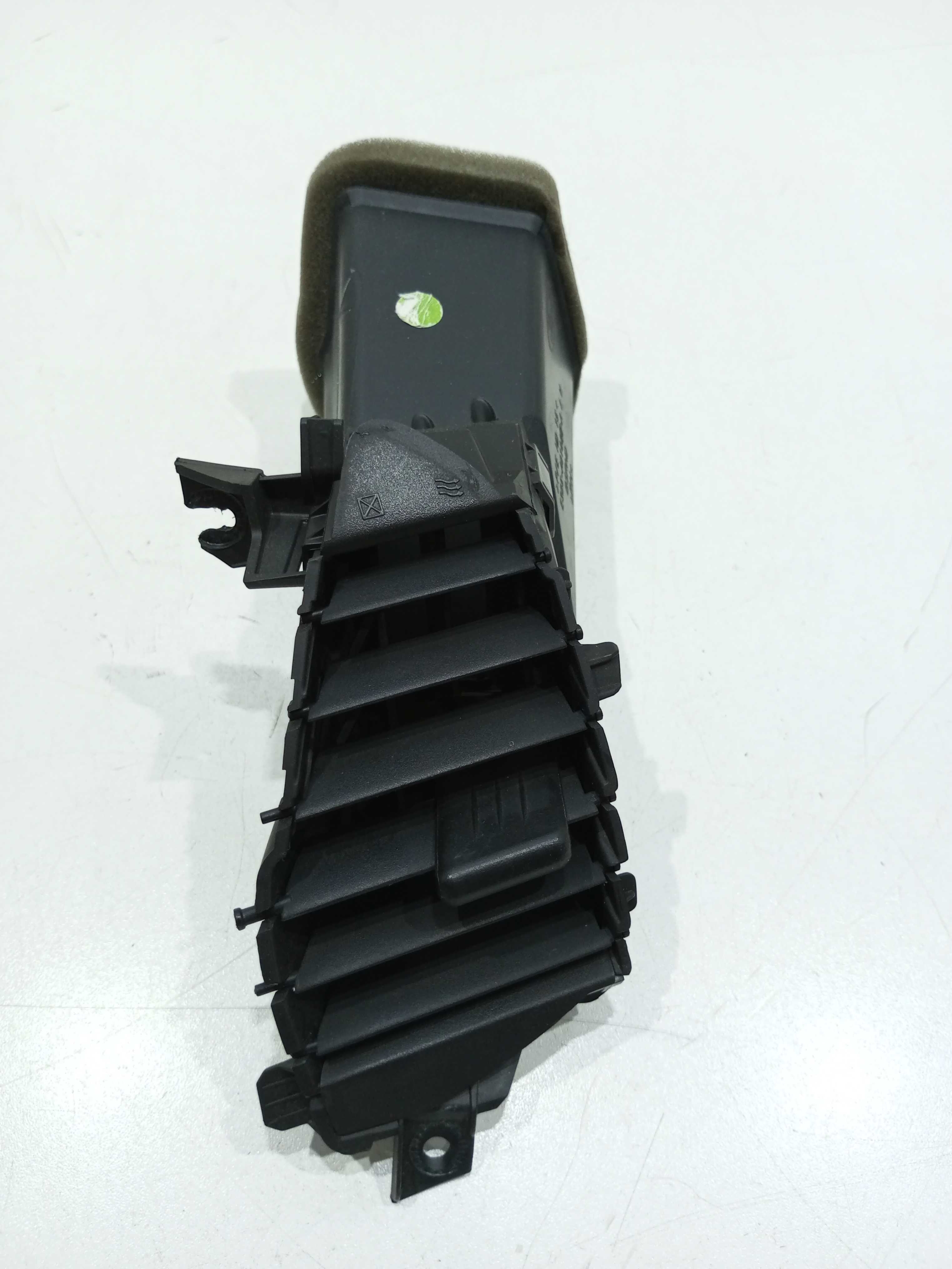 Difusor De Ar Central Lado Direito Ford Ka Se 2017 1