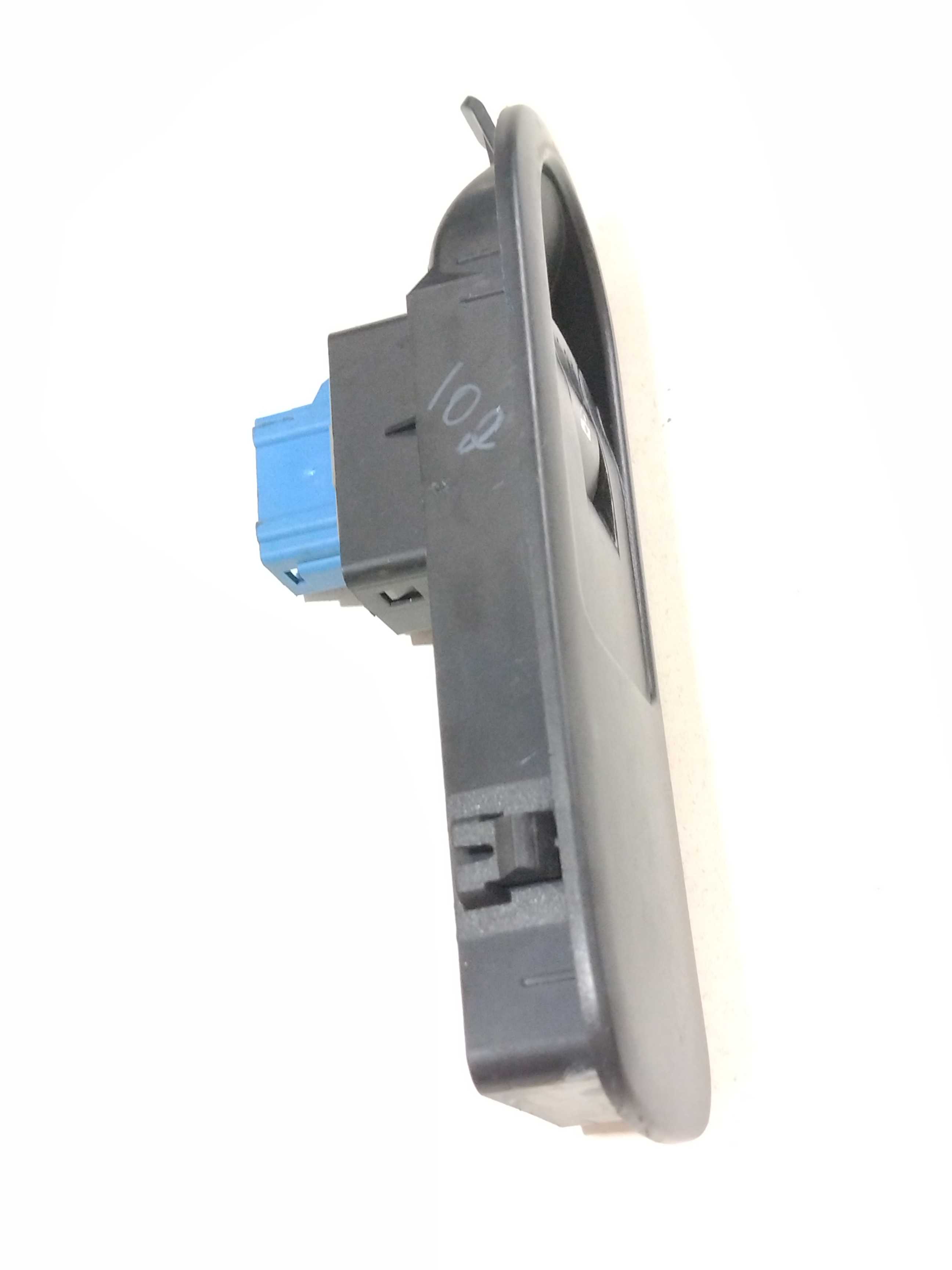 Moldura Botão Vidro Diant Direito Duster 2013  809608021r 2