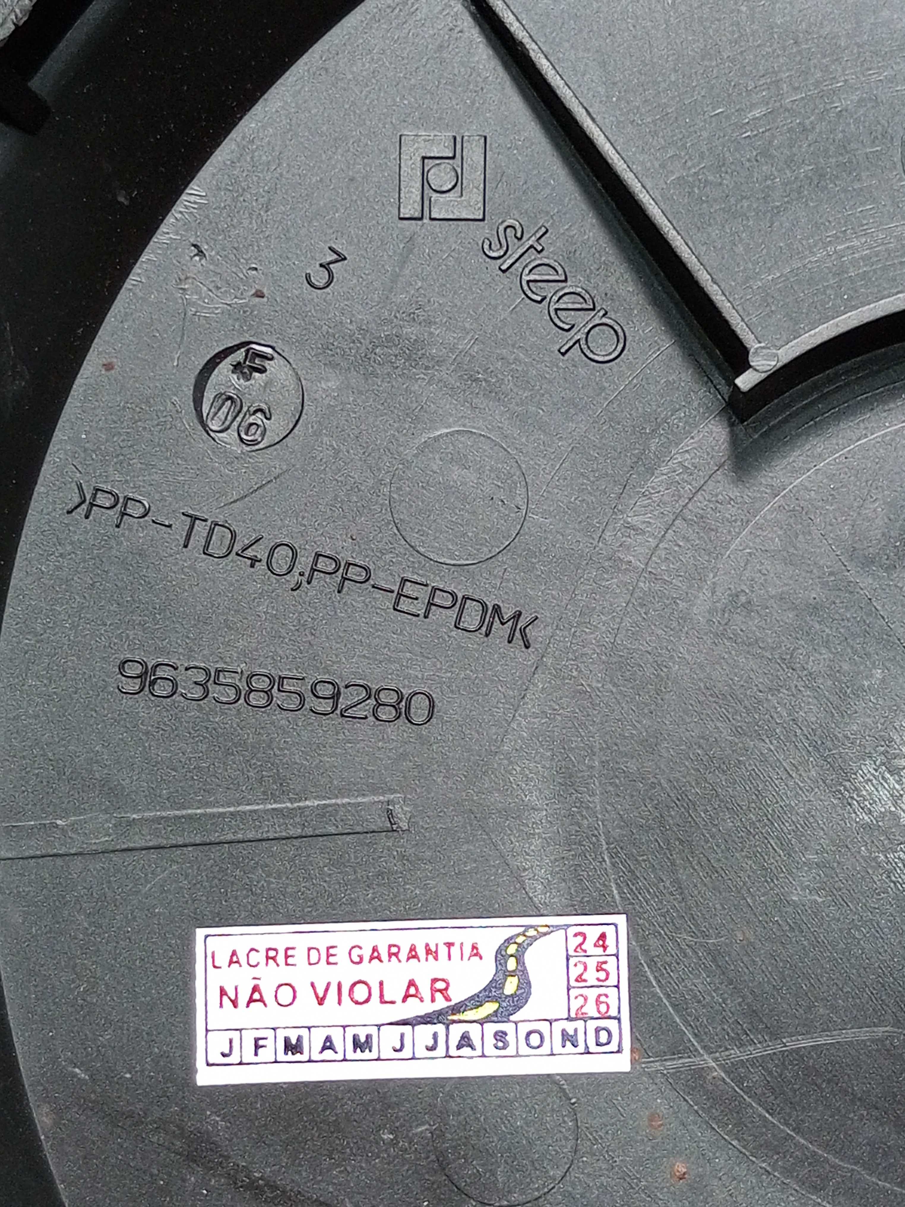 Tampa Da Bomba De Combustível Citroen C3 2015 3