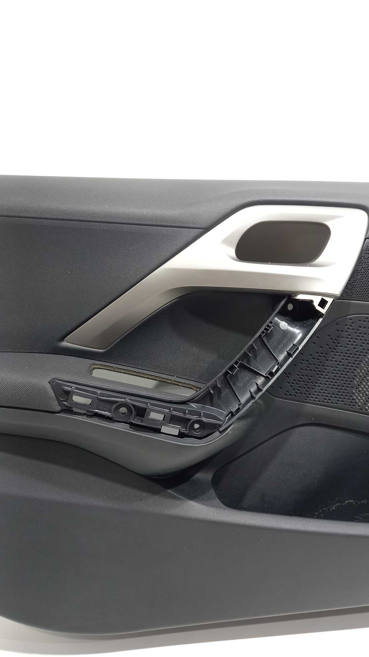 Forro De Porta Dianteira Esquerda Peugeot 2008 2018 3