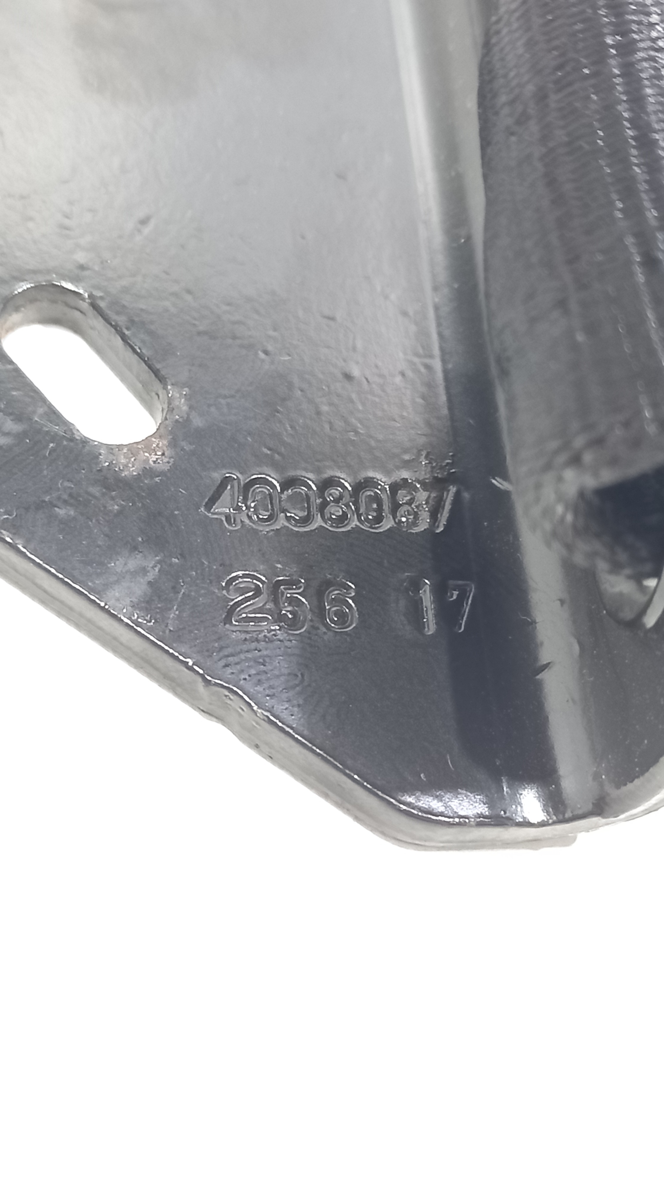 Engate Do  Cinto Traseiro Esquerdo Peugeot 208 2014 3