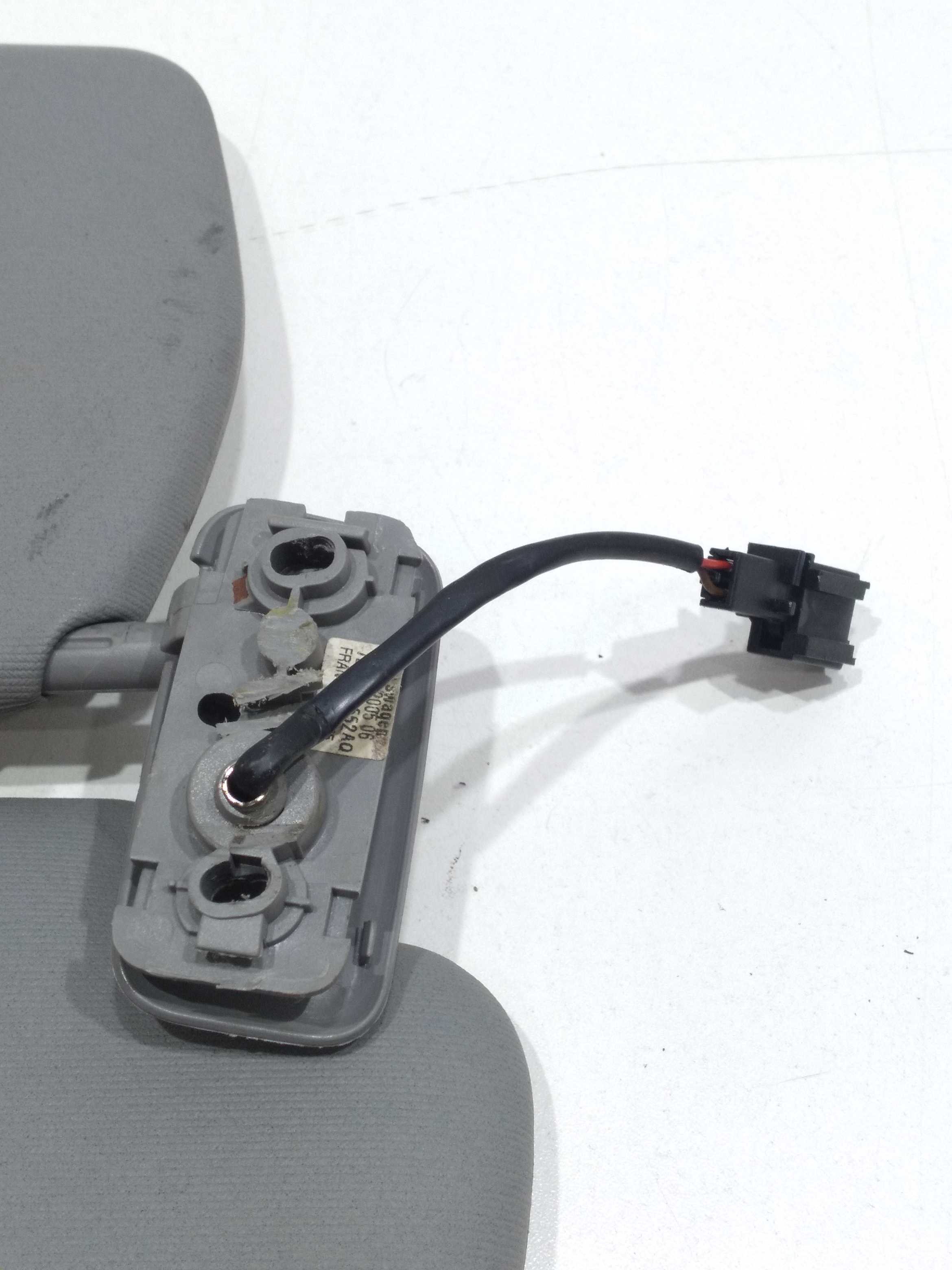 Quebra Sol Duplo Lado Direito Vw Touareg 4.2 V8 2005 5