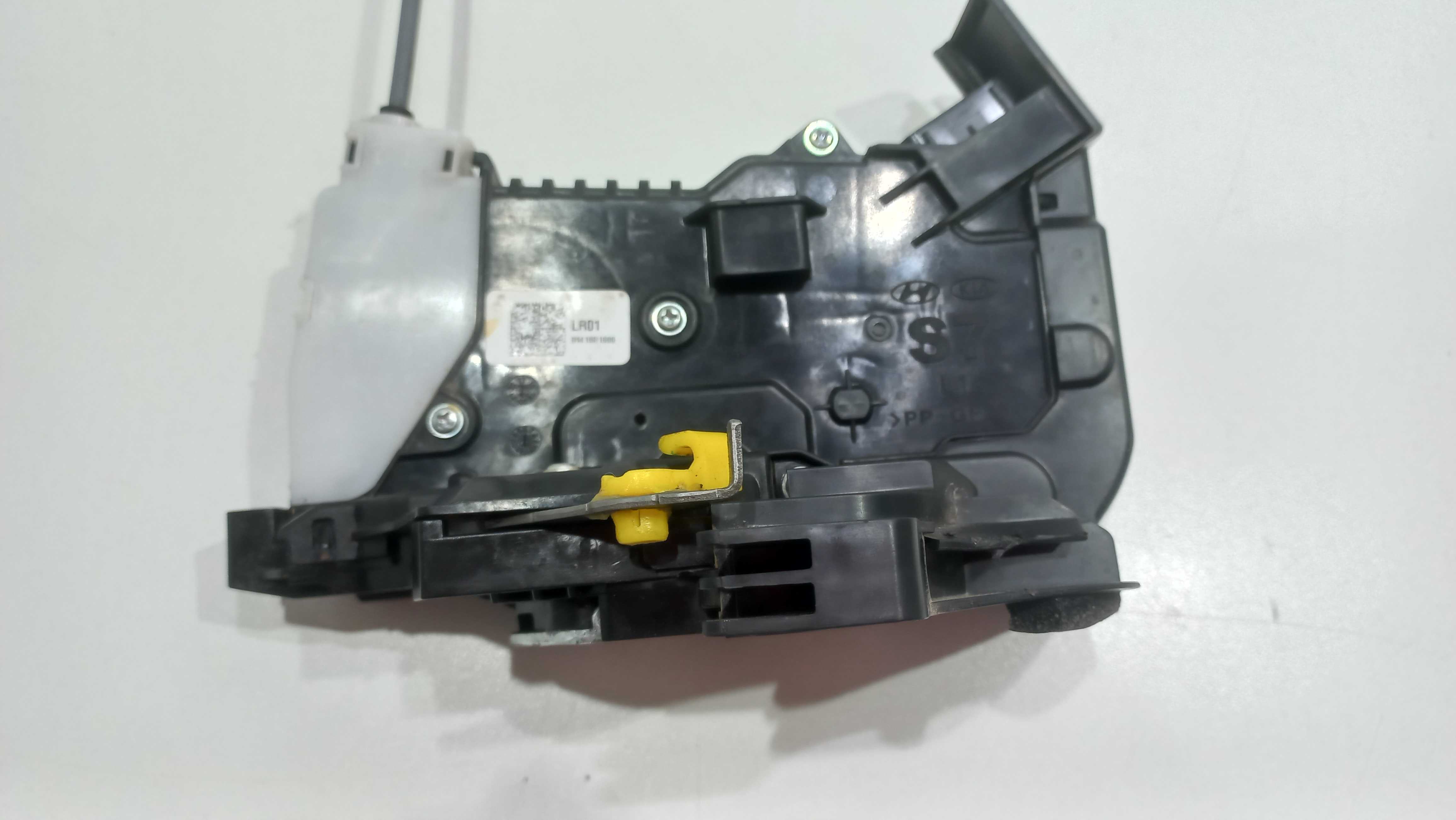 Fechadura Da Porta Traseira Esquerda Hyundai Hb20s 2022 2