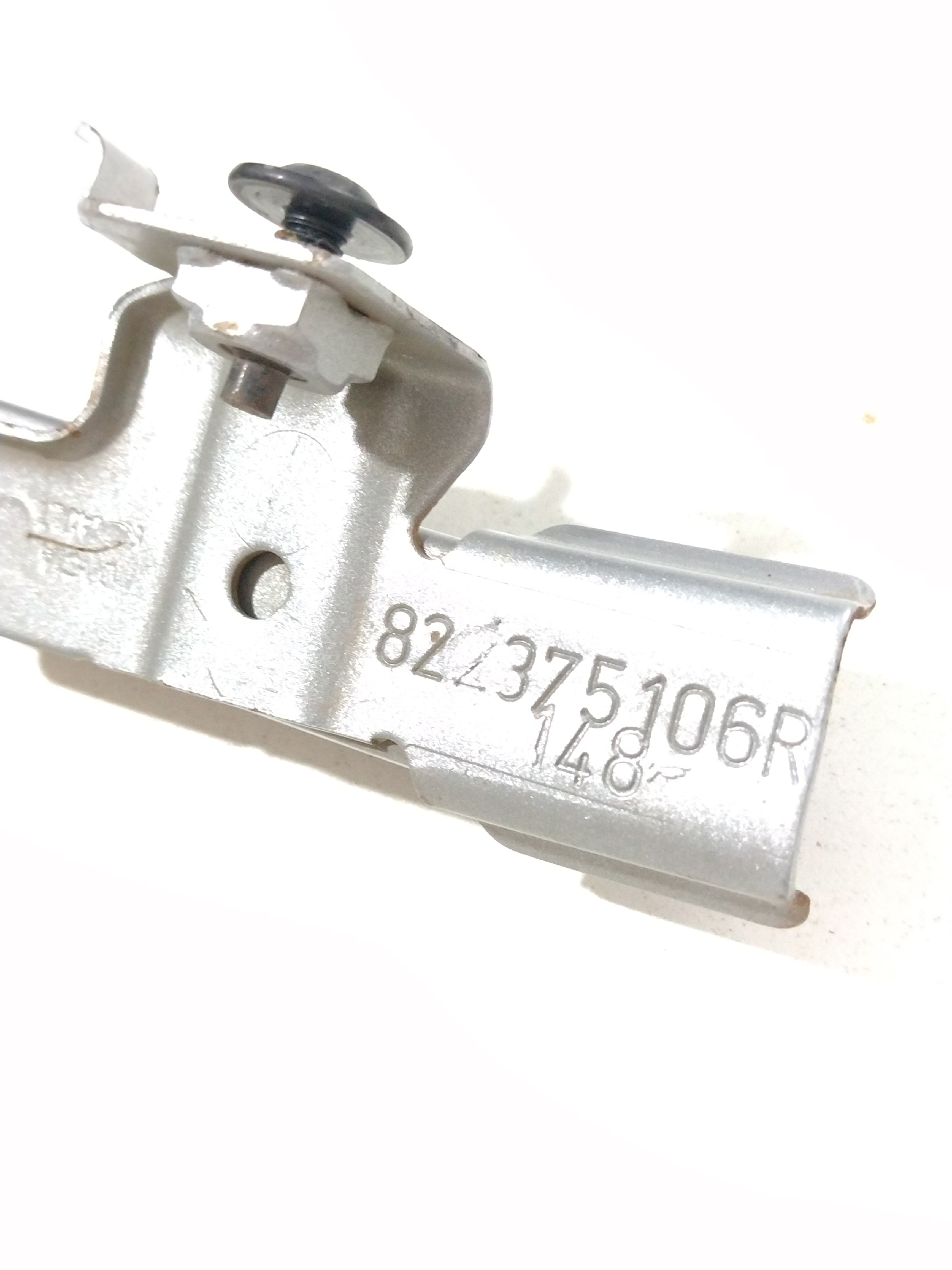 Guia Vidro Porta Traseira Direita Duster 2013 822375106r 4