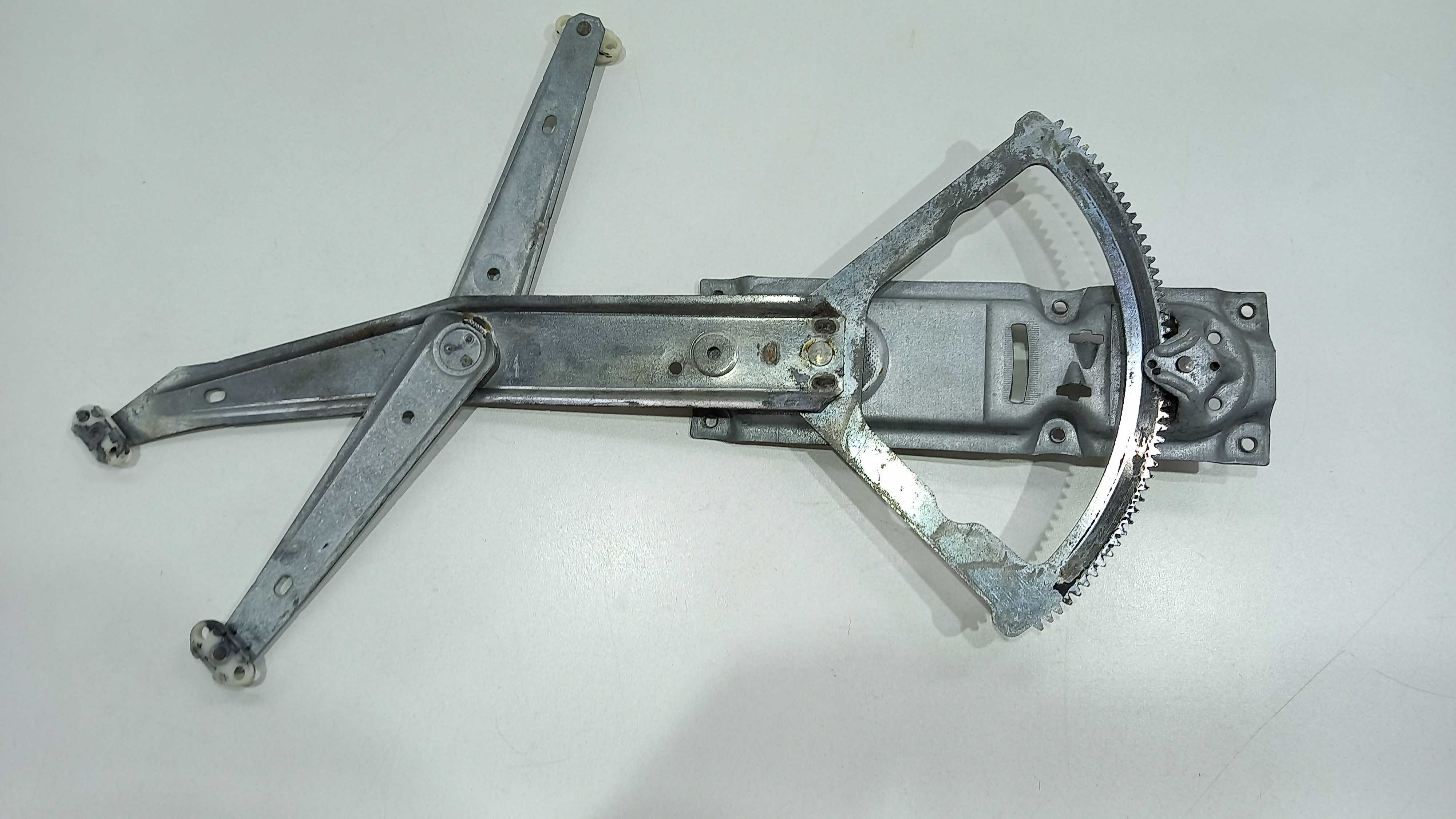 Maquina De Vidro Manual Dianteira Esquerda Corsa 99 À 2001 5