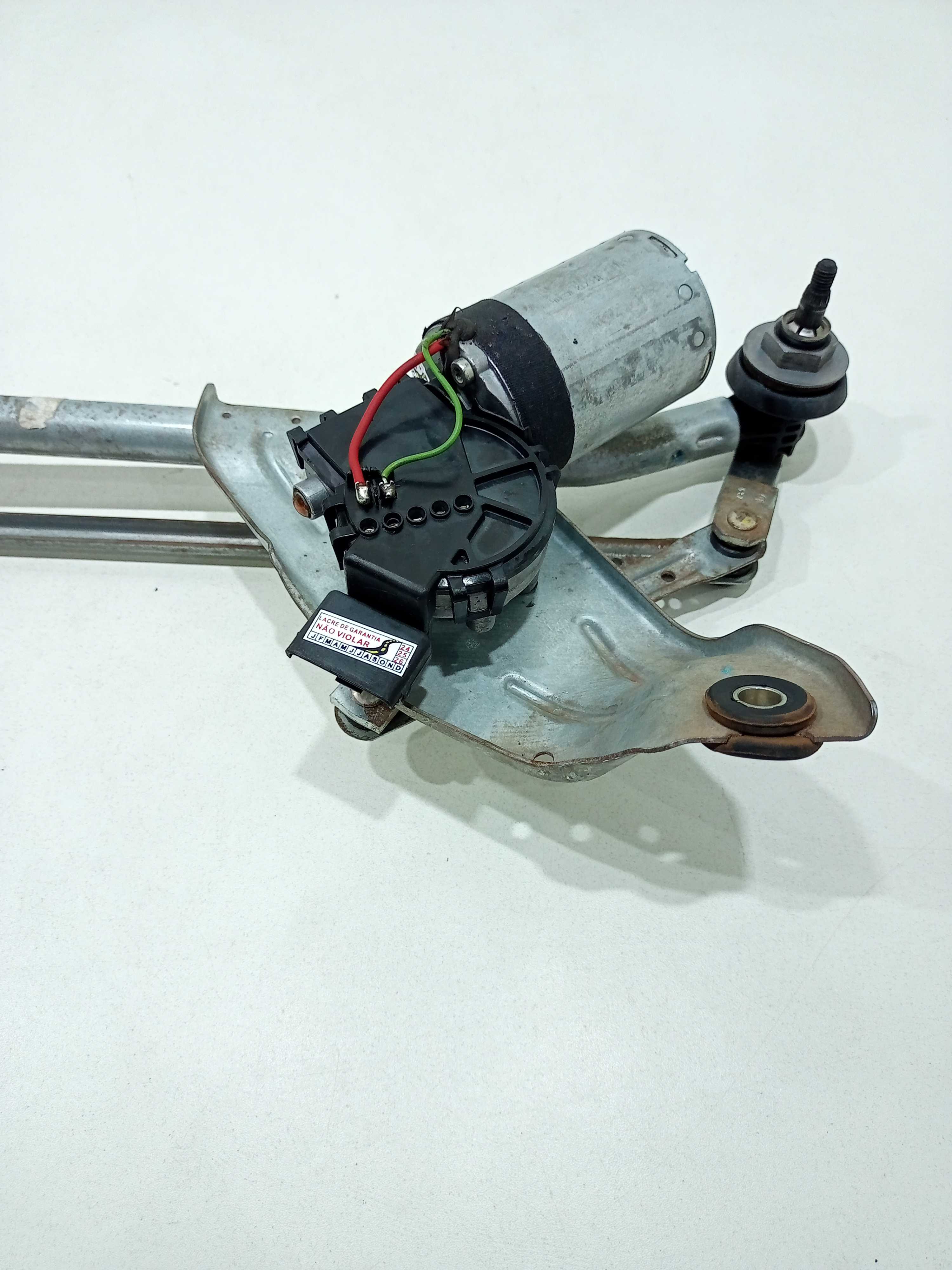 Motor Do Limpador Dianteiro Renault Sandero 2013 1.6 4