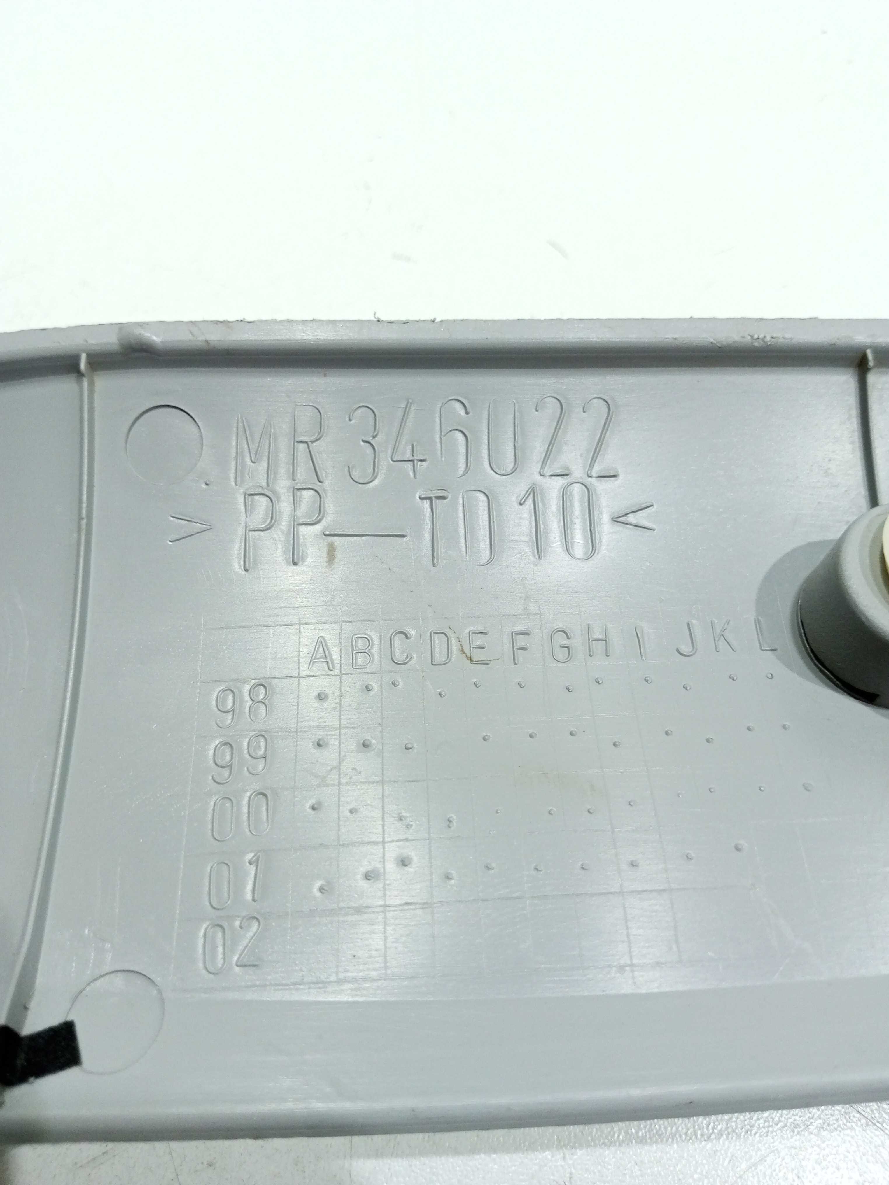 Acabamento Coluna Lado Direito Parabrisa Pajero Tr4 2007 4