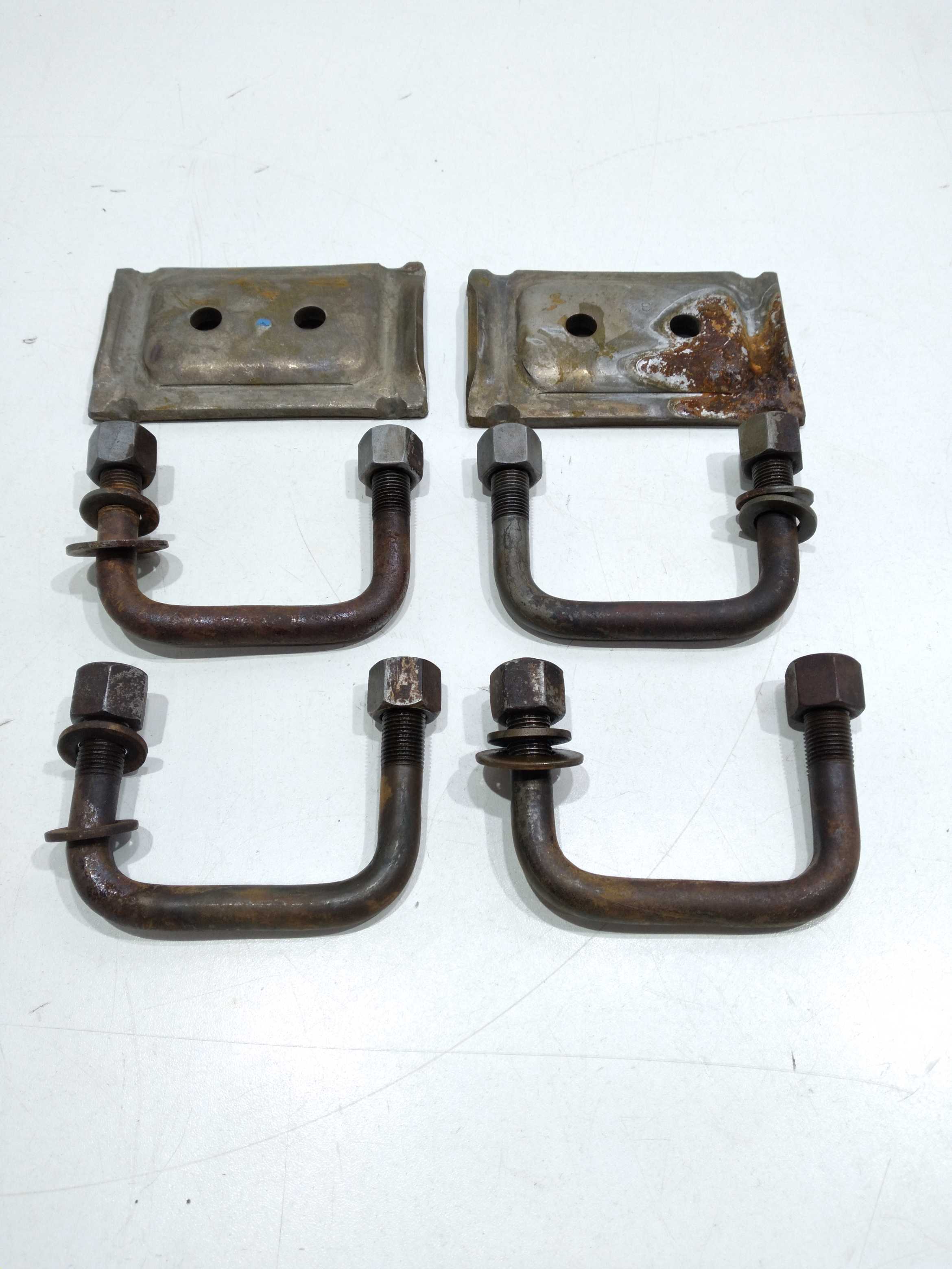 Kit Parafusos Feixo De Molas Fiat Strada 1.4 Evo 8v 2018 1