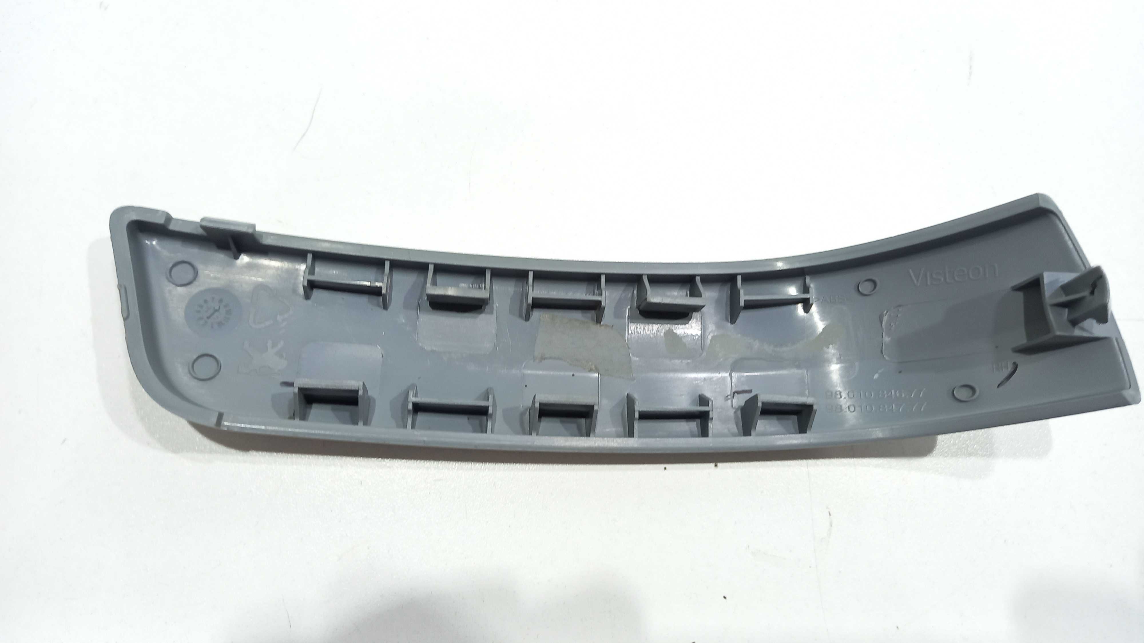 Moldura Do Puxador Porta Traseira Direita Peugeot 208 2014 Cinza 2