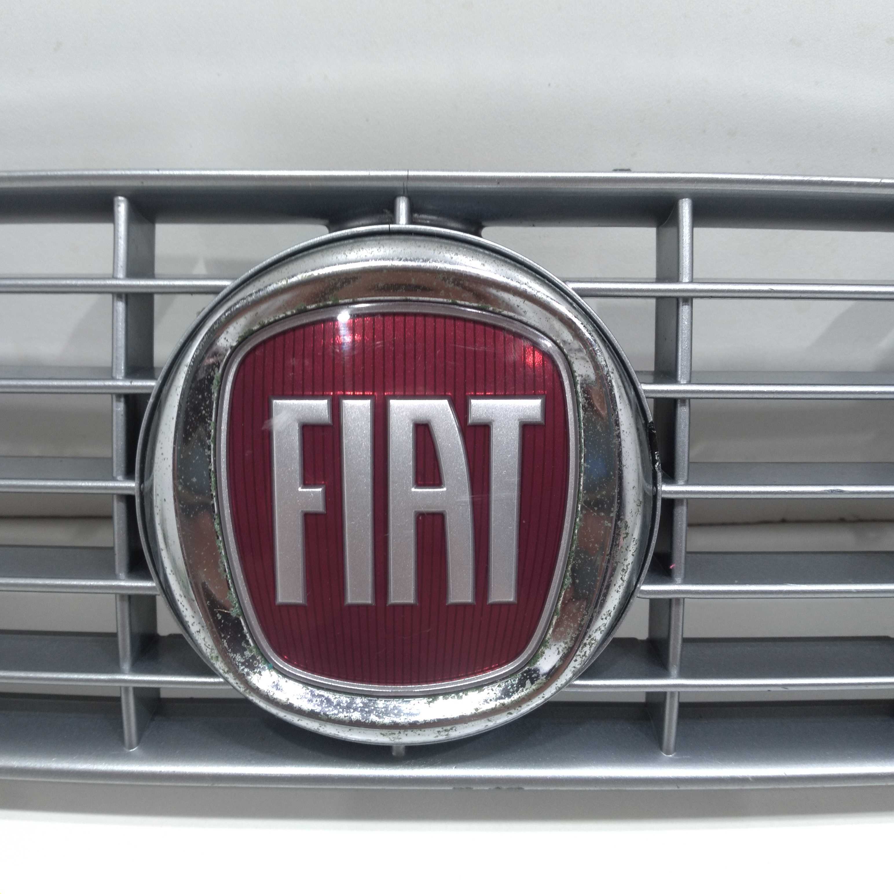 Grade Frontal Fiat  Punto 2007 À  2012 2
