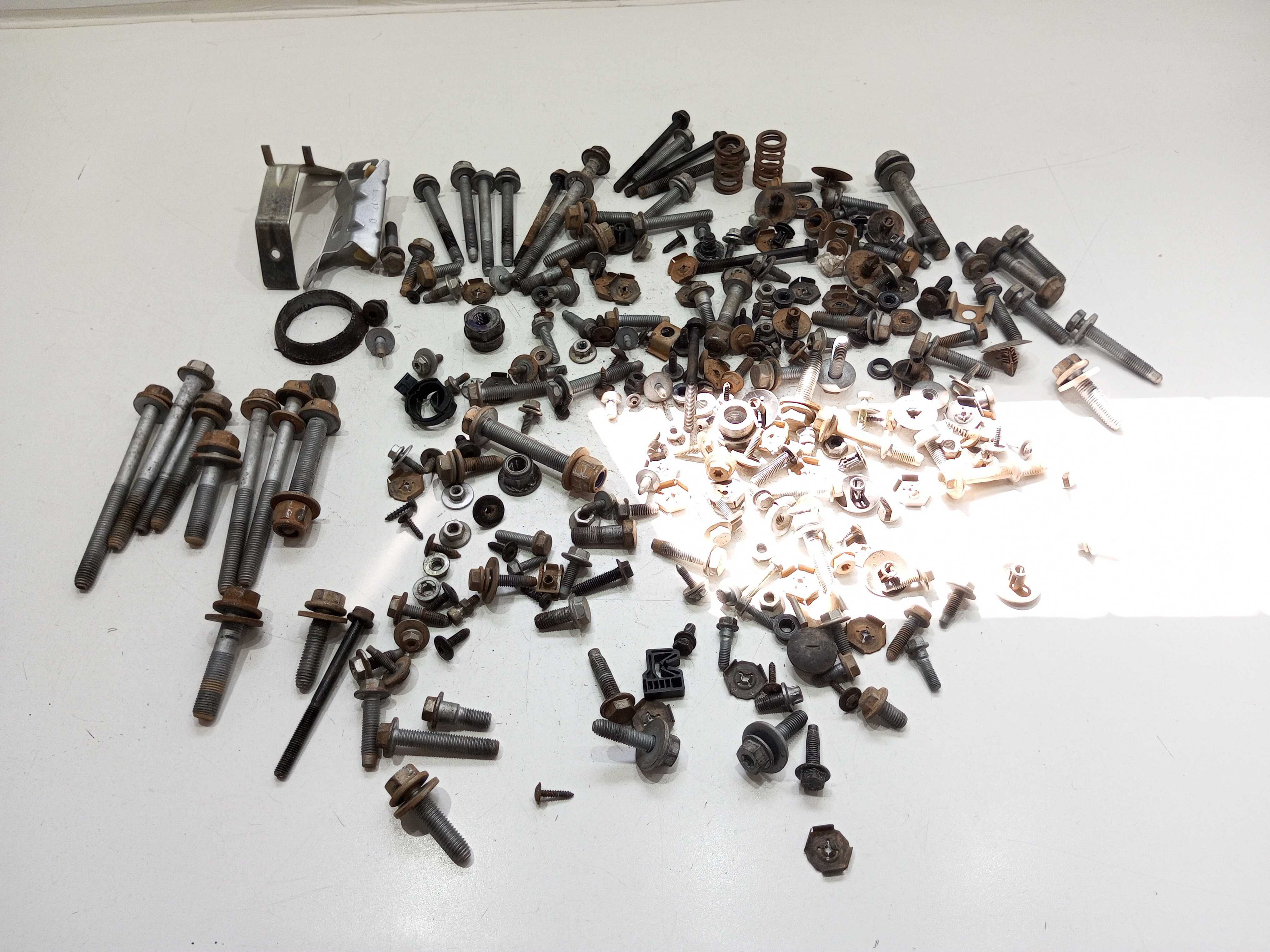 Parafusos Avusos Renault Duster 2014 Externos 1