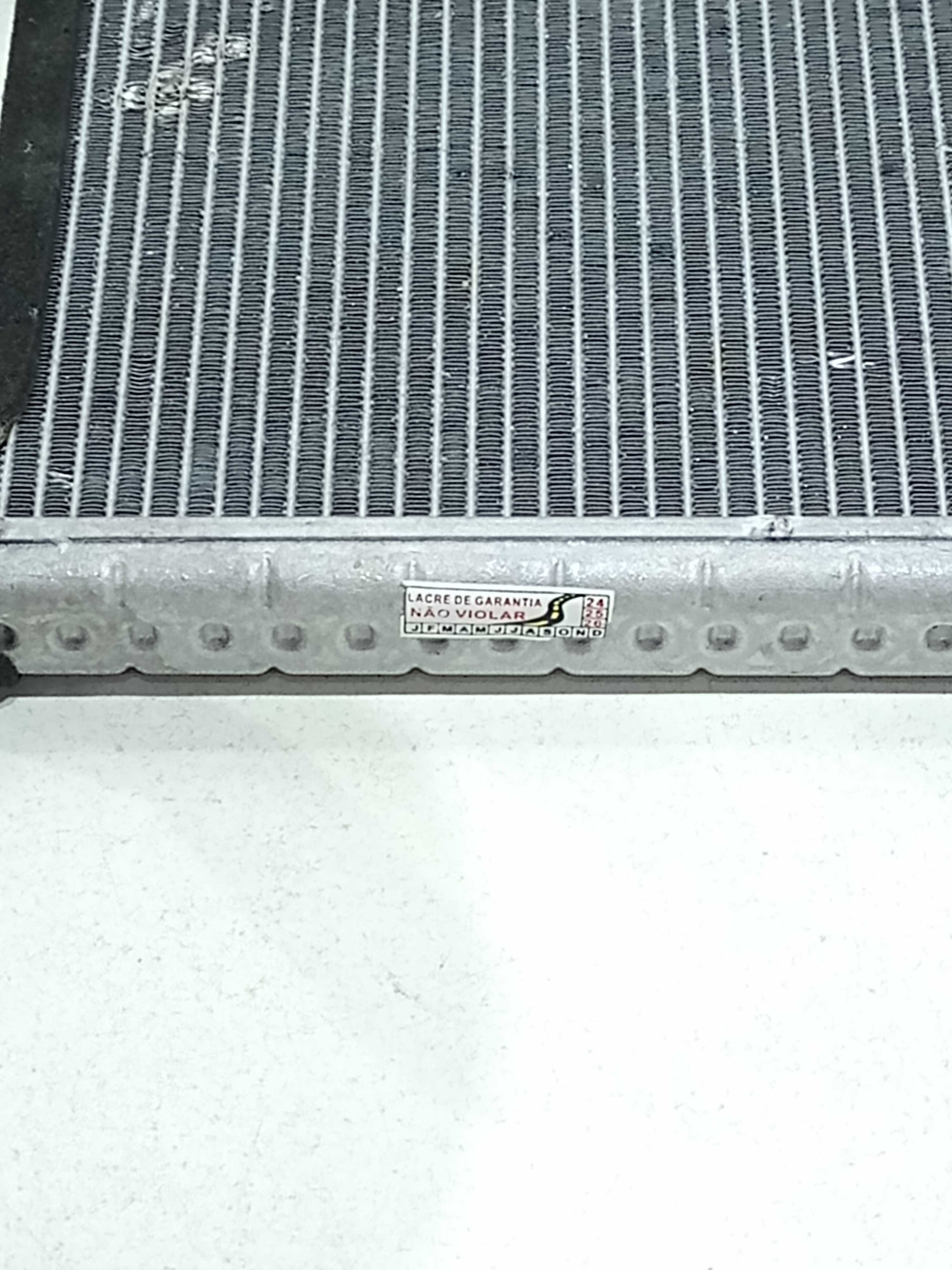 Radiador Ar Quente Nissan Versa 2019 3