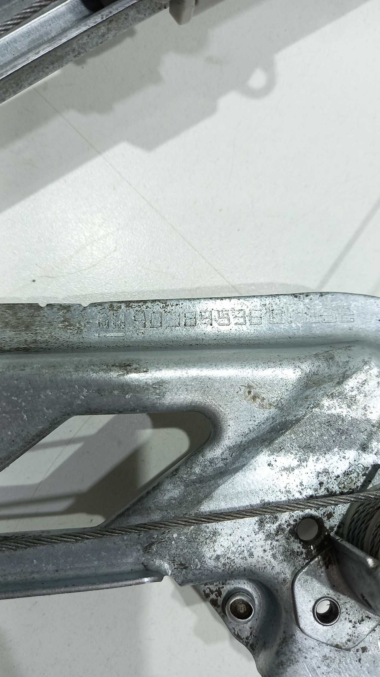 Maquina De Vidro Manual Traseira Direita Gm Corsa 4p  2003 7