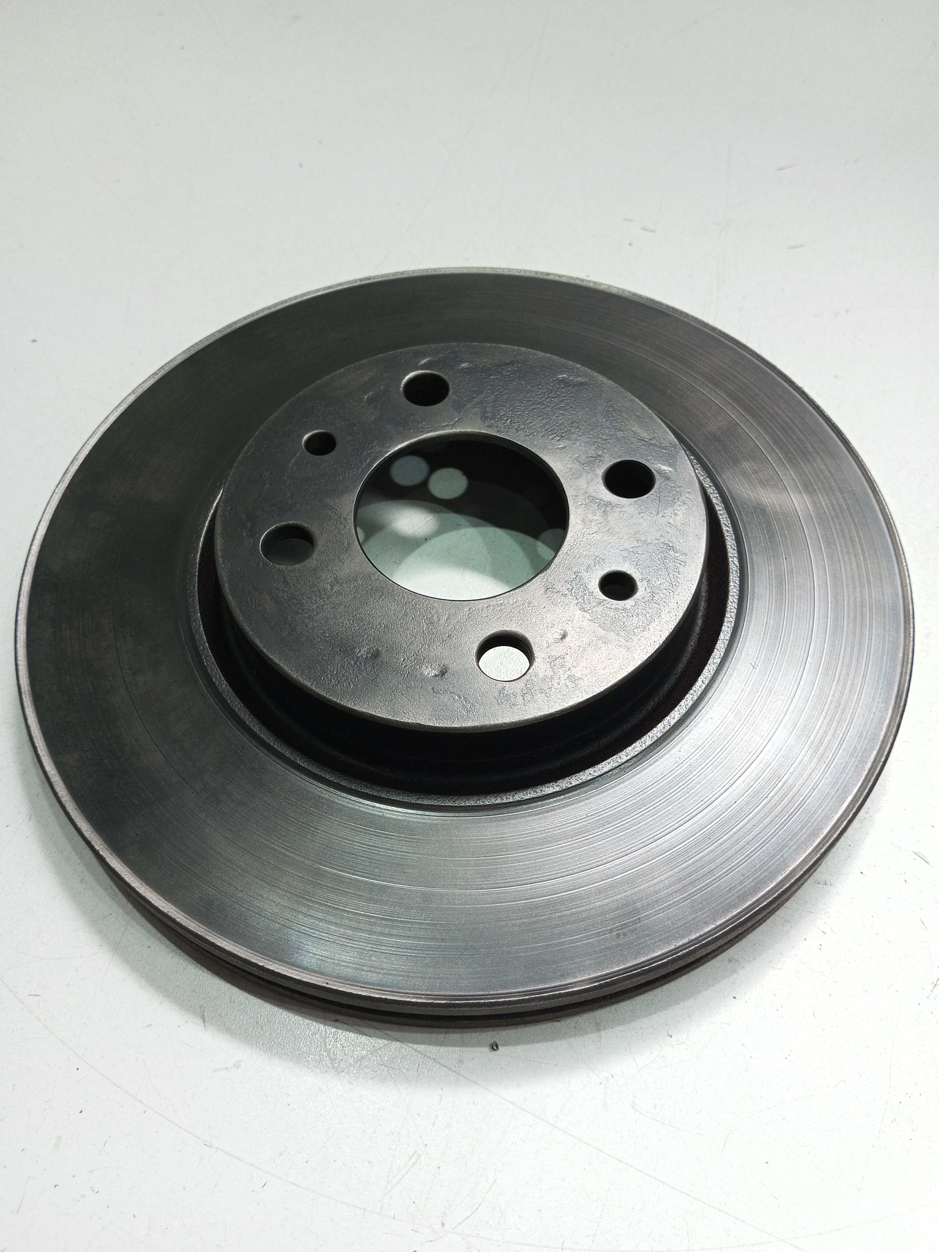 Par Disco de Freio Dianteiro Fiat Fiorino 1.4 2021 3