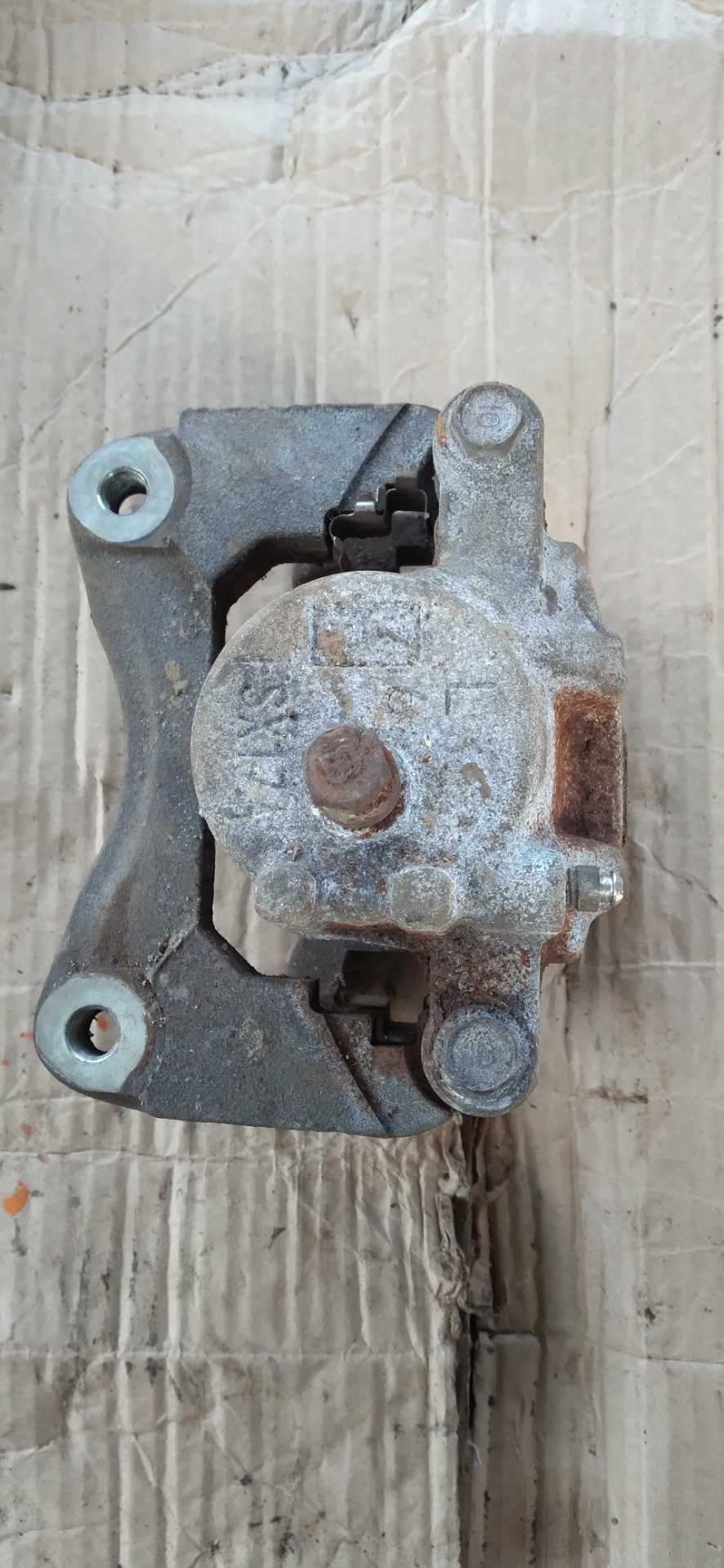 Pinca diant esquerda mitsubishi tr4 2007 automático 2