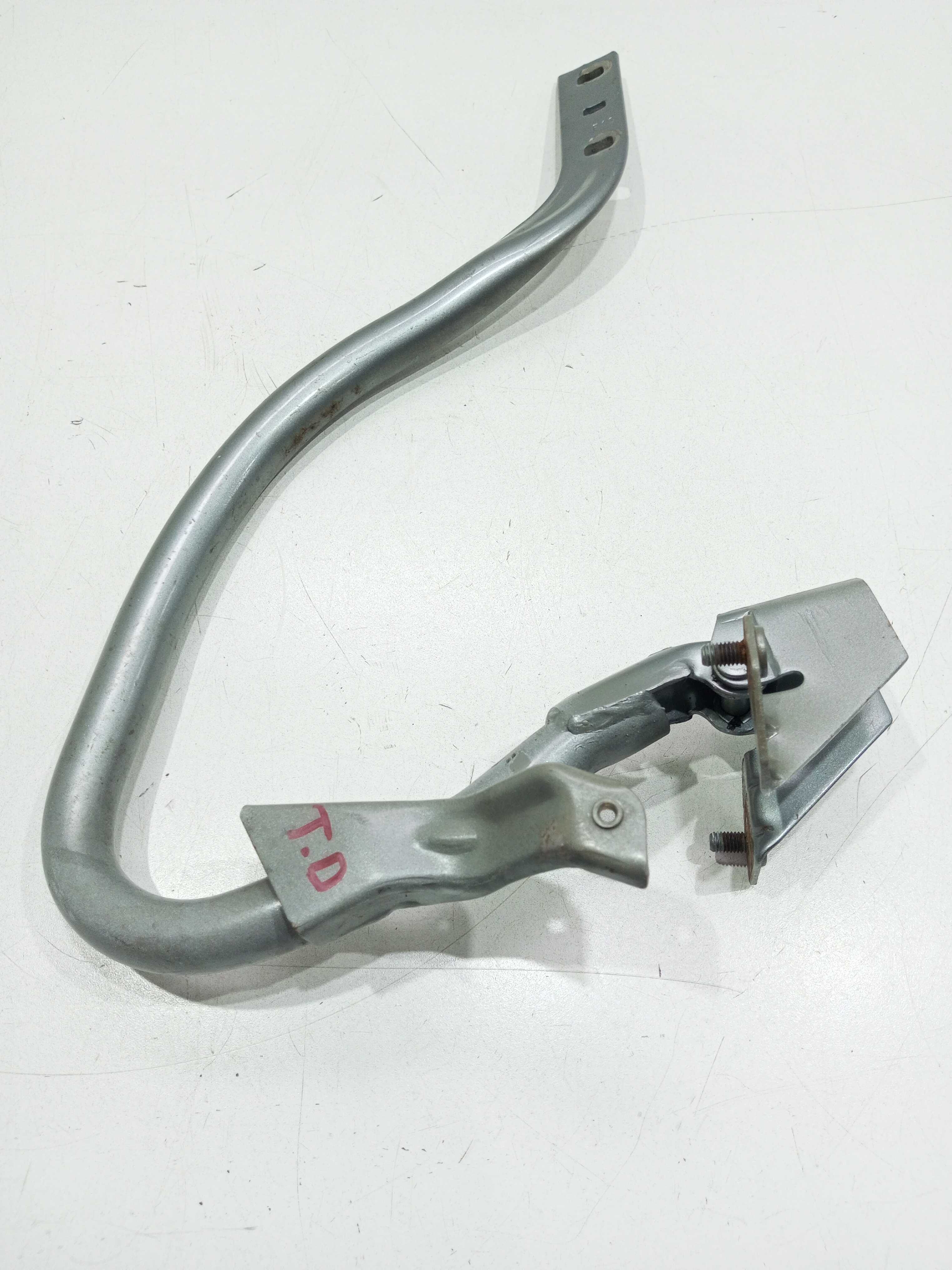 Dobradiça Tampa Traseira Lado Direito Fiat Siena 2011 1