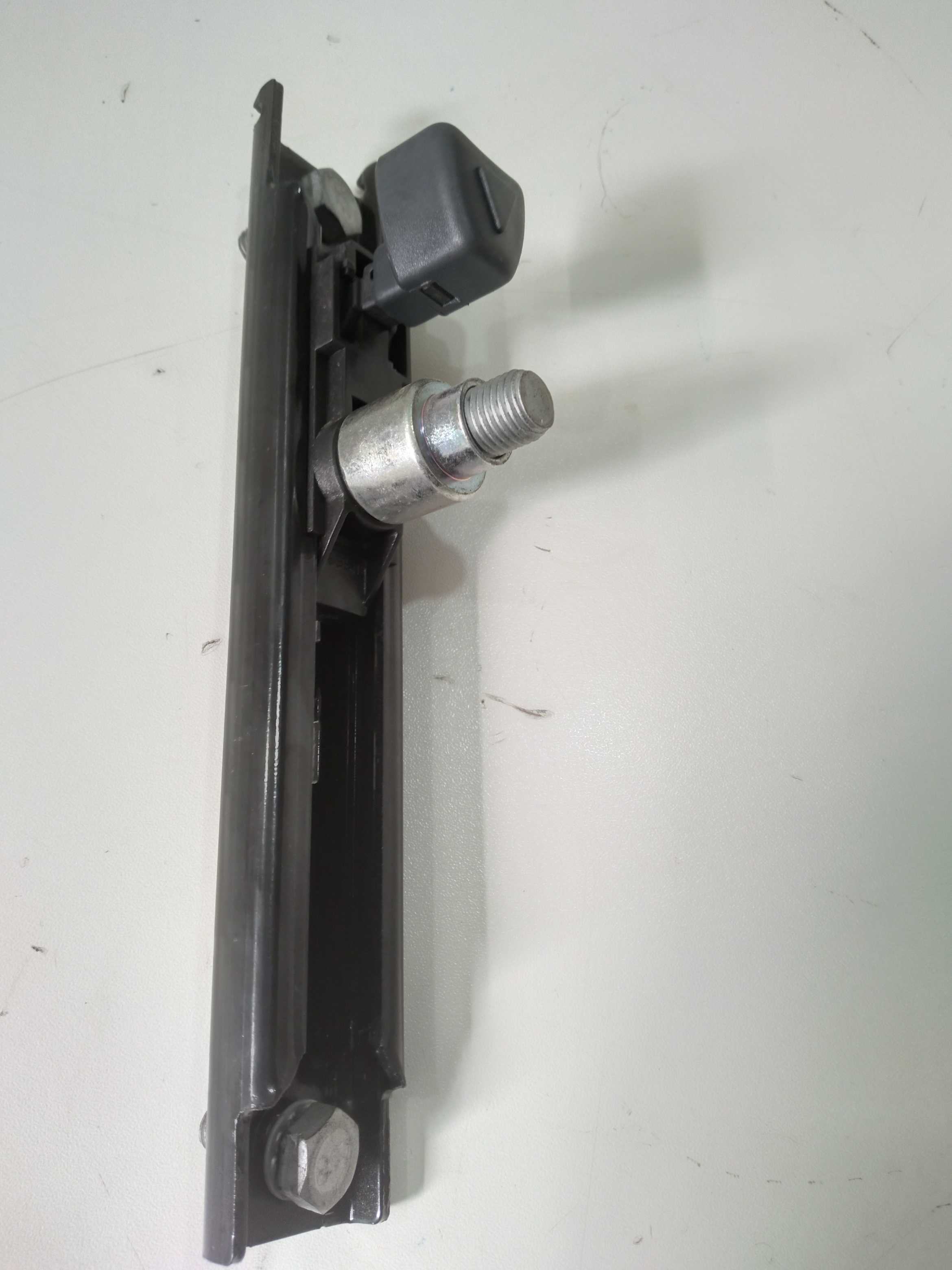 Trilho Regulador Do Cinto Esquerdo Grand Siena Attrac. 2013 1