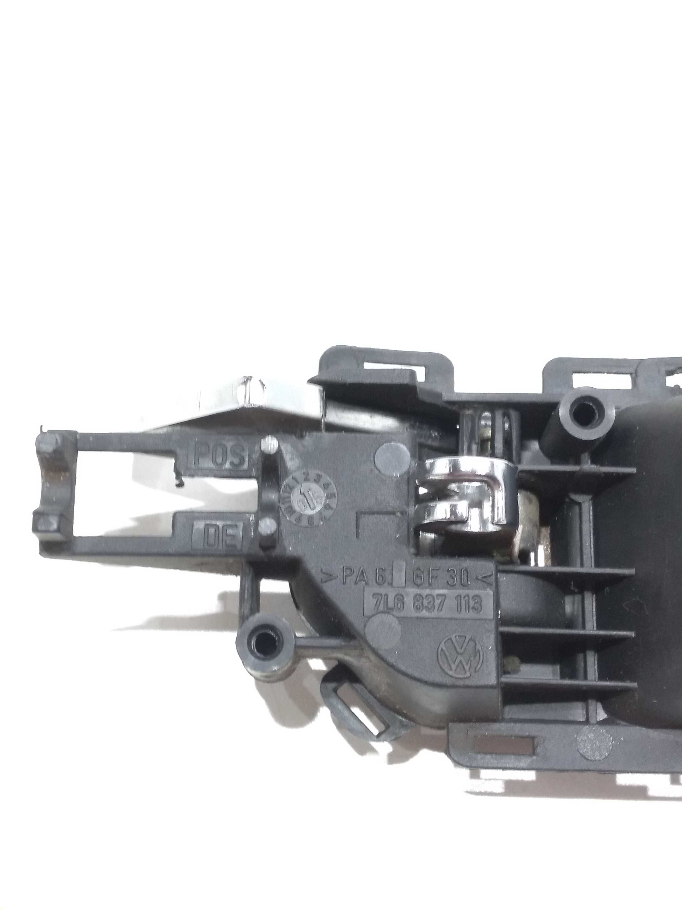 Maçaneta Interna Porta Traseira Esq. Vw Touareg 4.2 V8 2005 5
