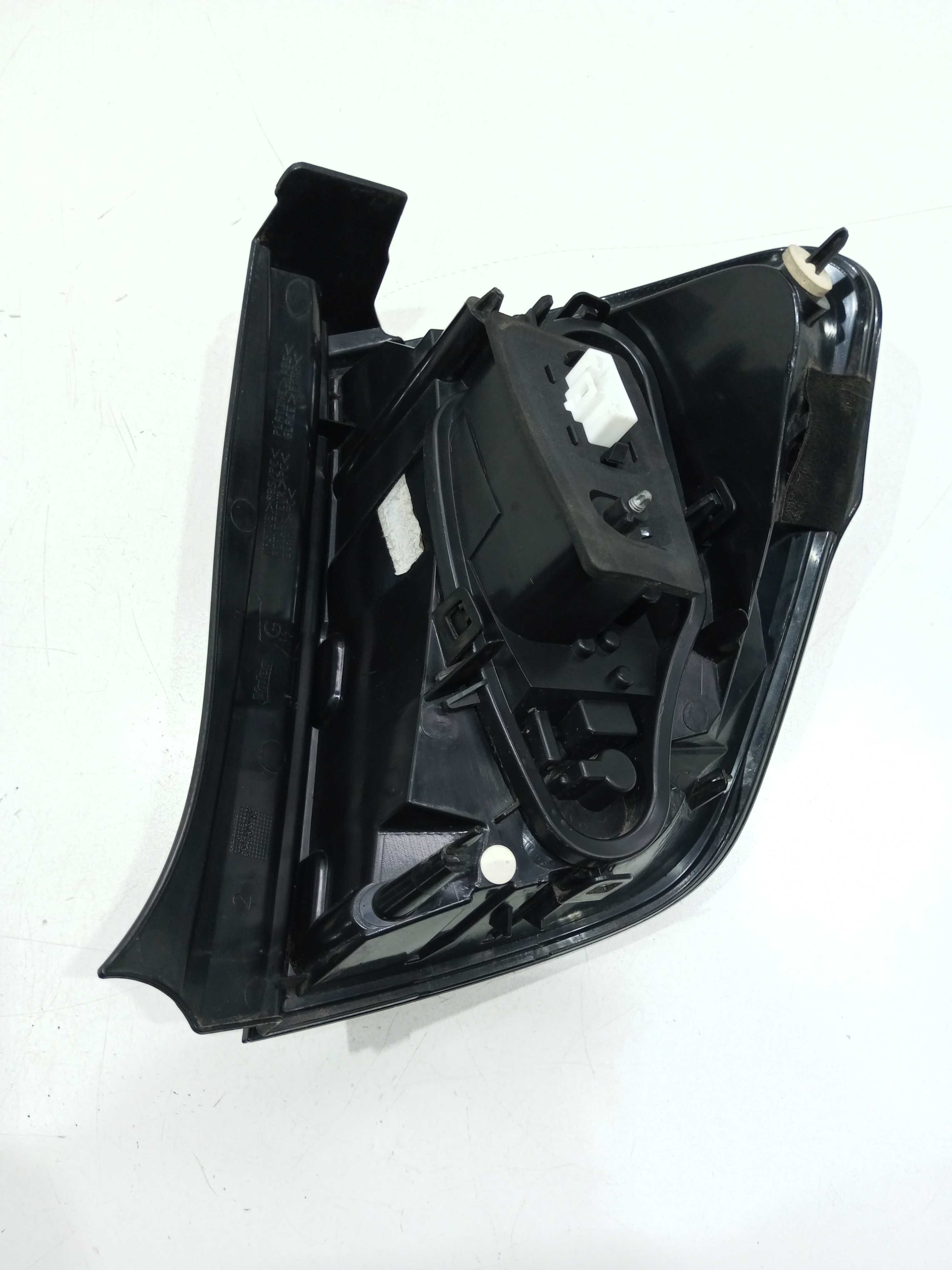 Lanterna Com Circuito  Lado Esquerdo Citroen C3 1.6 2014 5