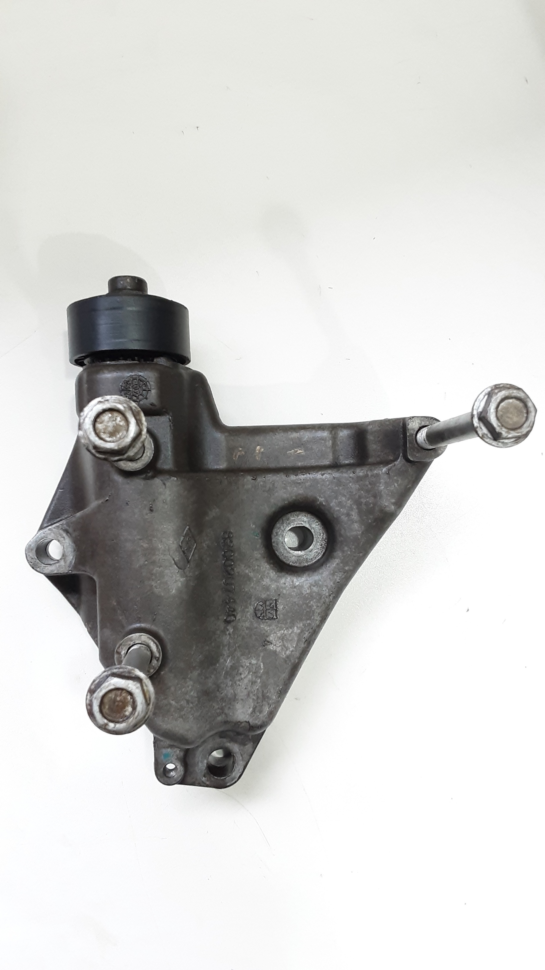 Suporte Do Compressor De Ar Cond. Clio 1.6 16v 2006 Flex