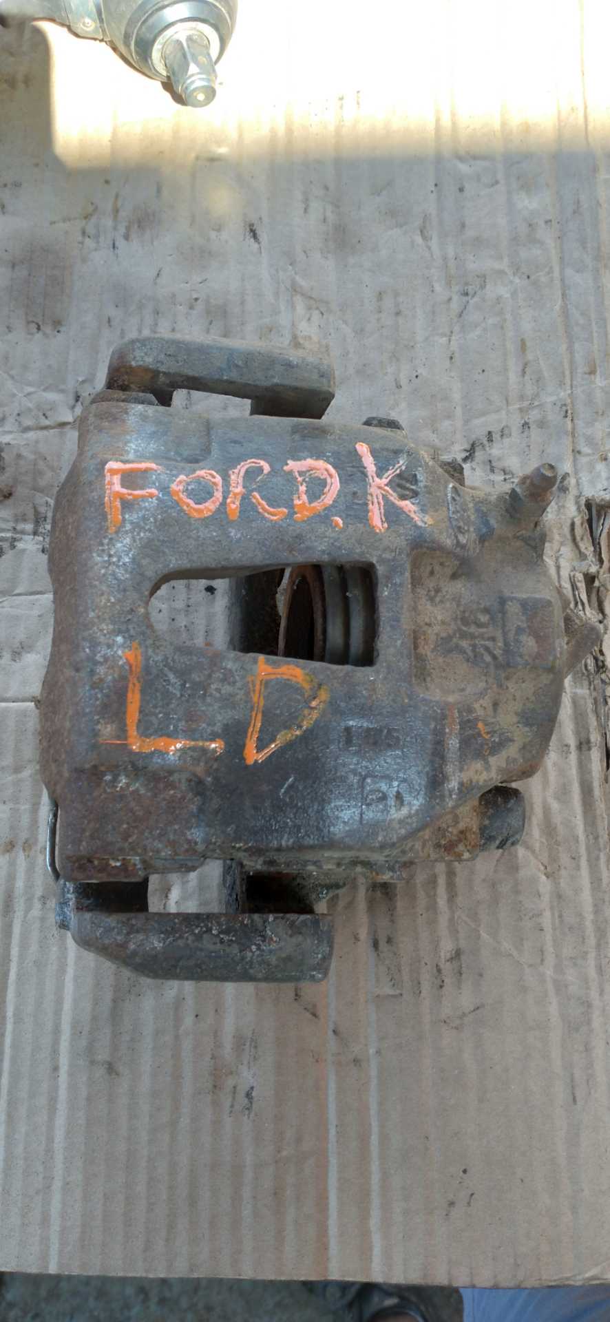 Pinça Dianteira Direita Ford Ka 99 2