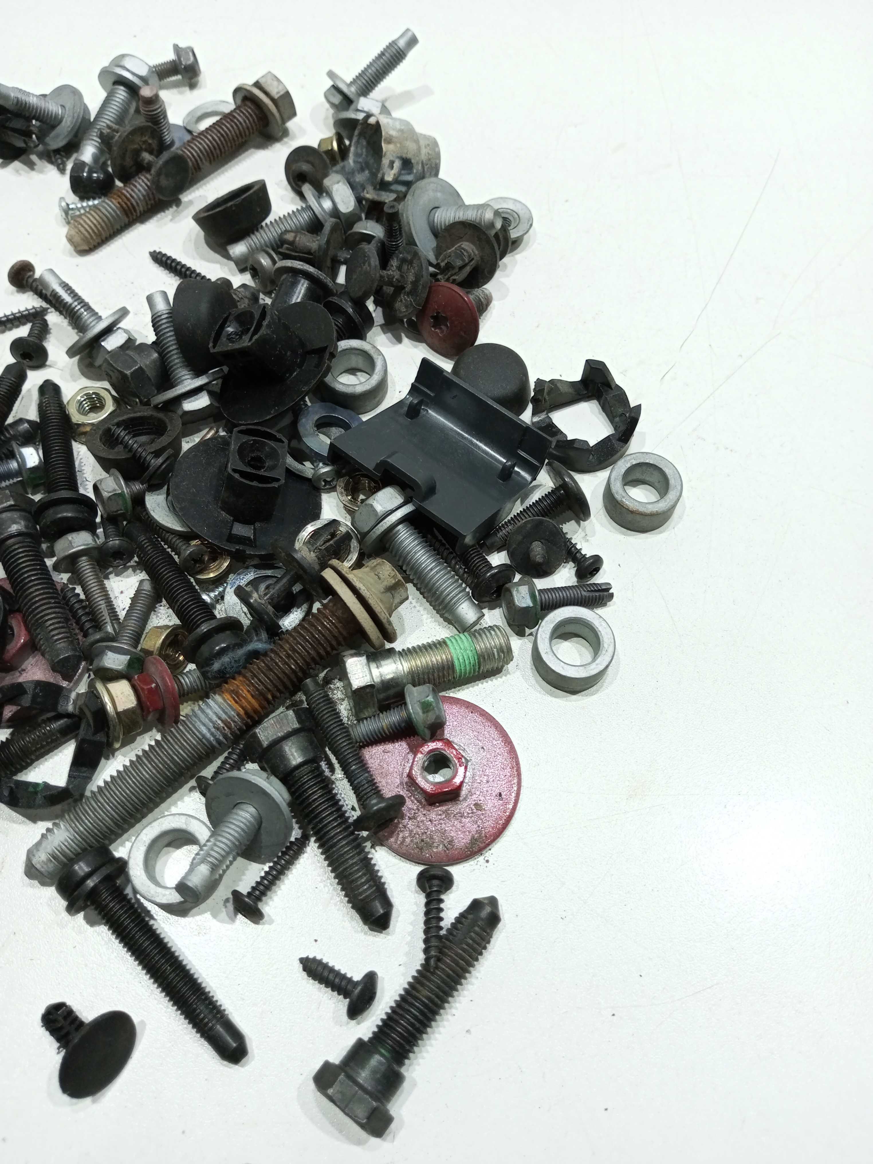 Parafusos Diversos Interna C3 1.4 GLX 2011 2