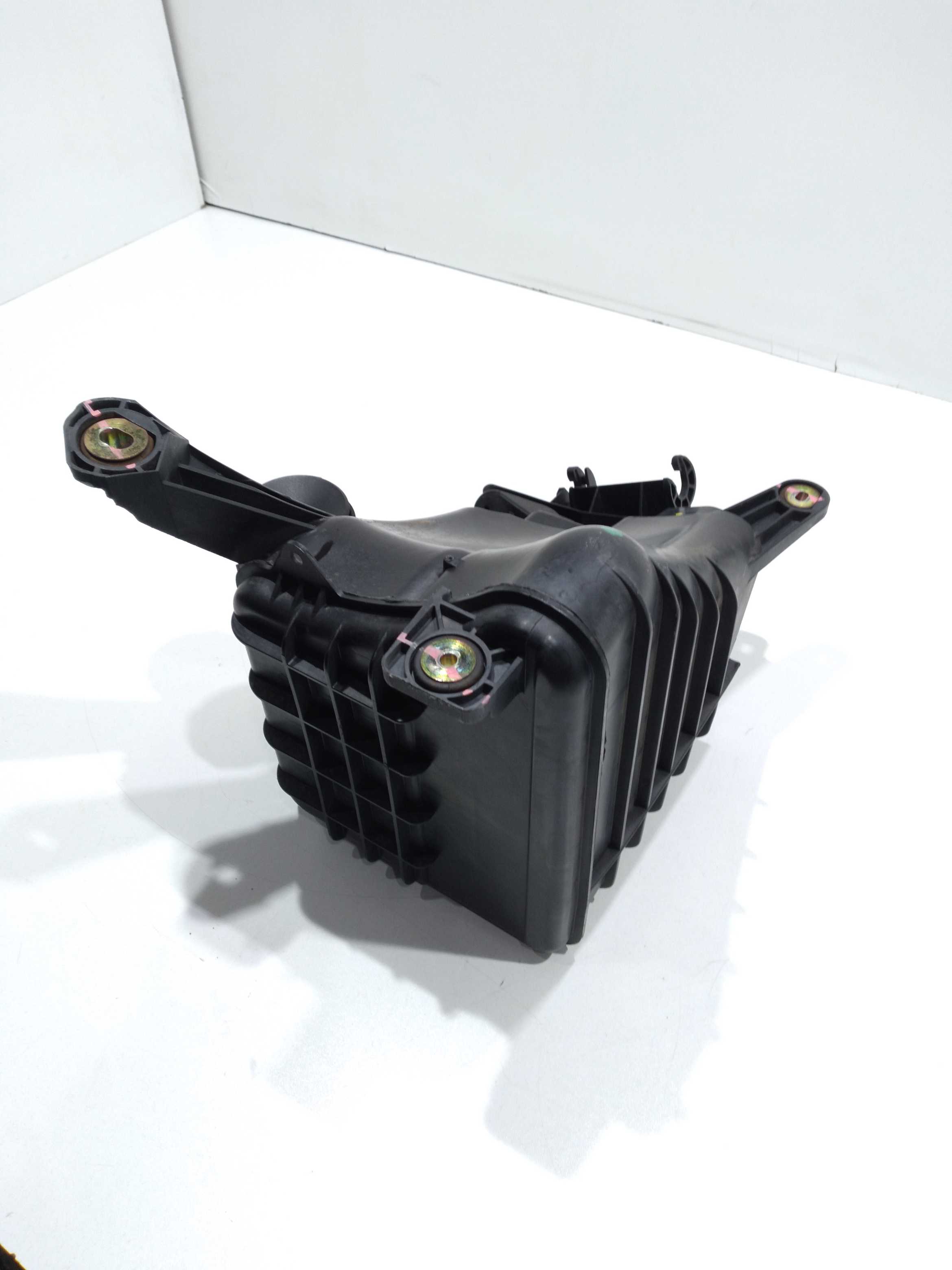 Filtro Canister Volkswagen Touareg 4.2 V8 2005 4