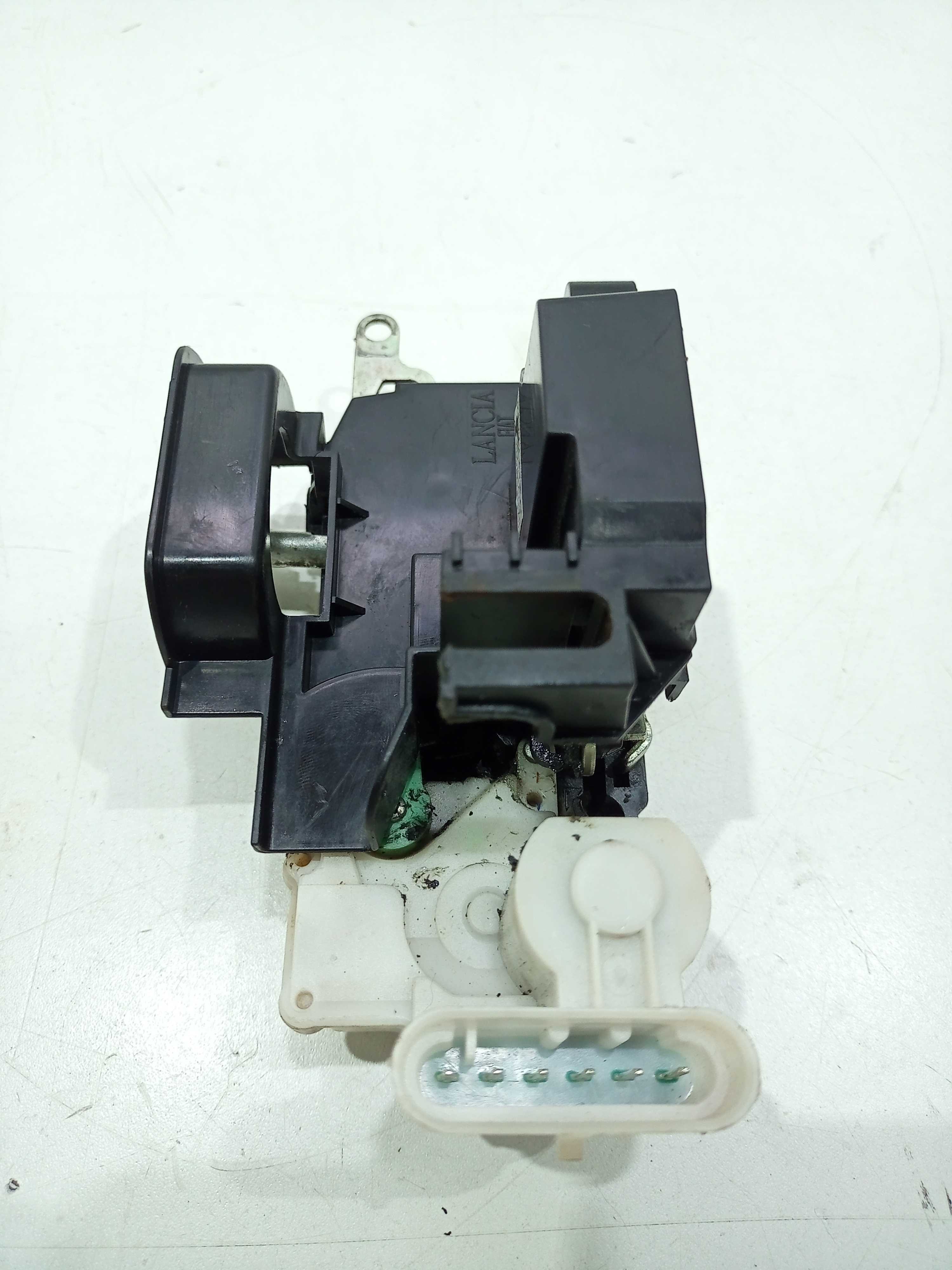 Fechadura Porta Lado Direito Fiat Strada 1.4 2018 2