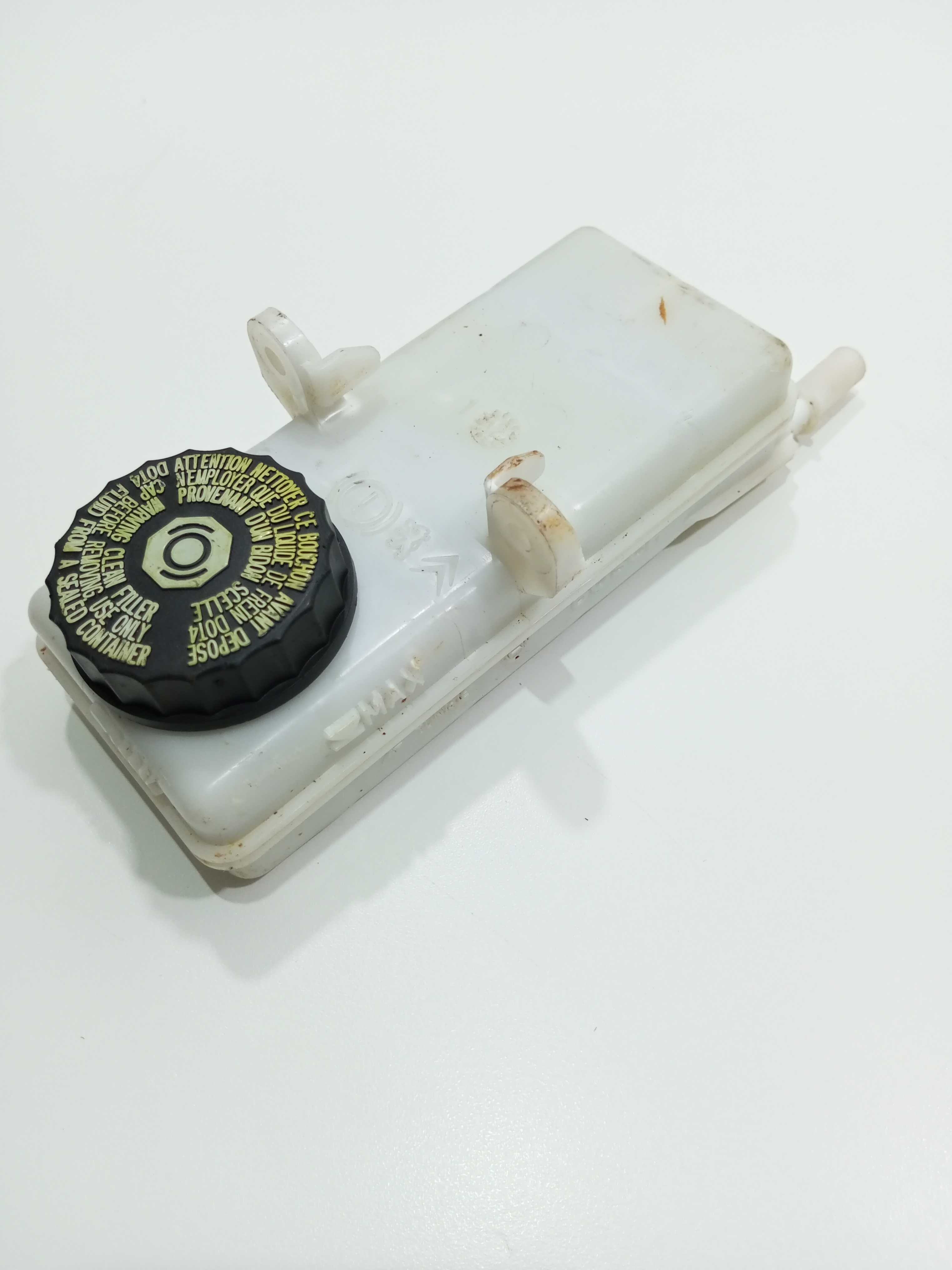 Reservatório Óleo Freio Peugeot 408 2012 5