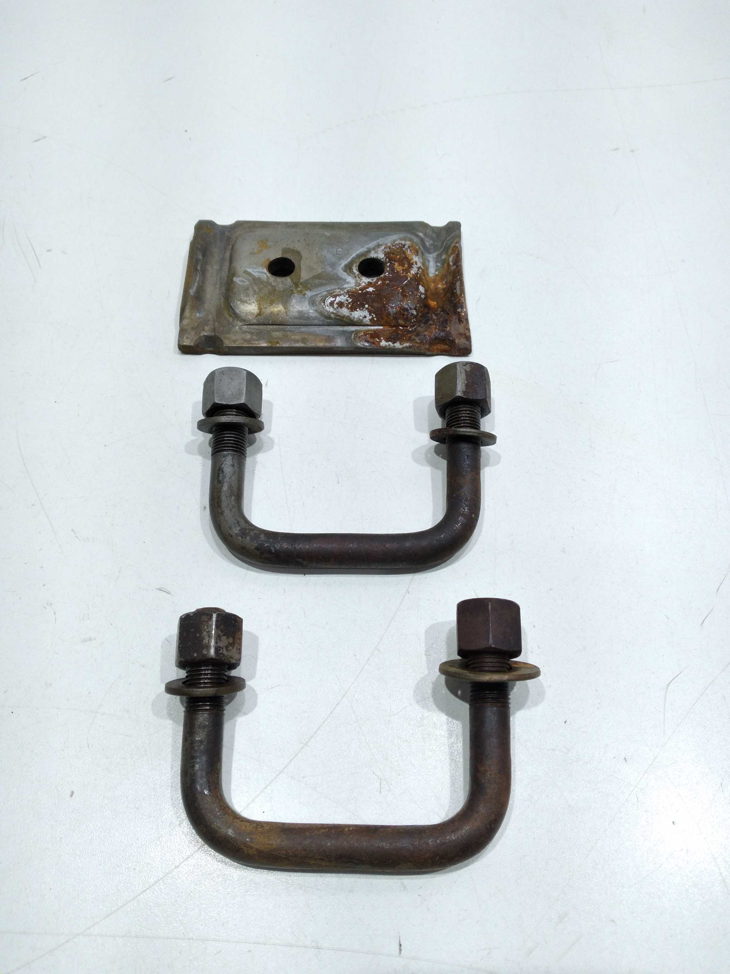 Kit Parafusos Feixo De Molas Fiat Strada 1.4 Evo 8v 2018 2