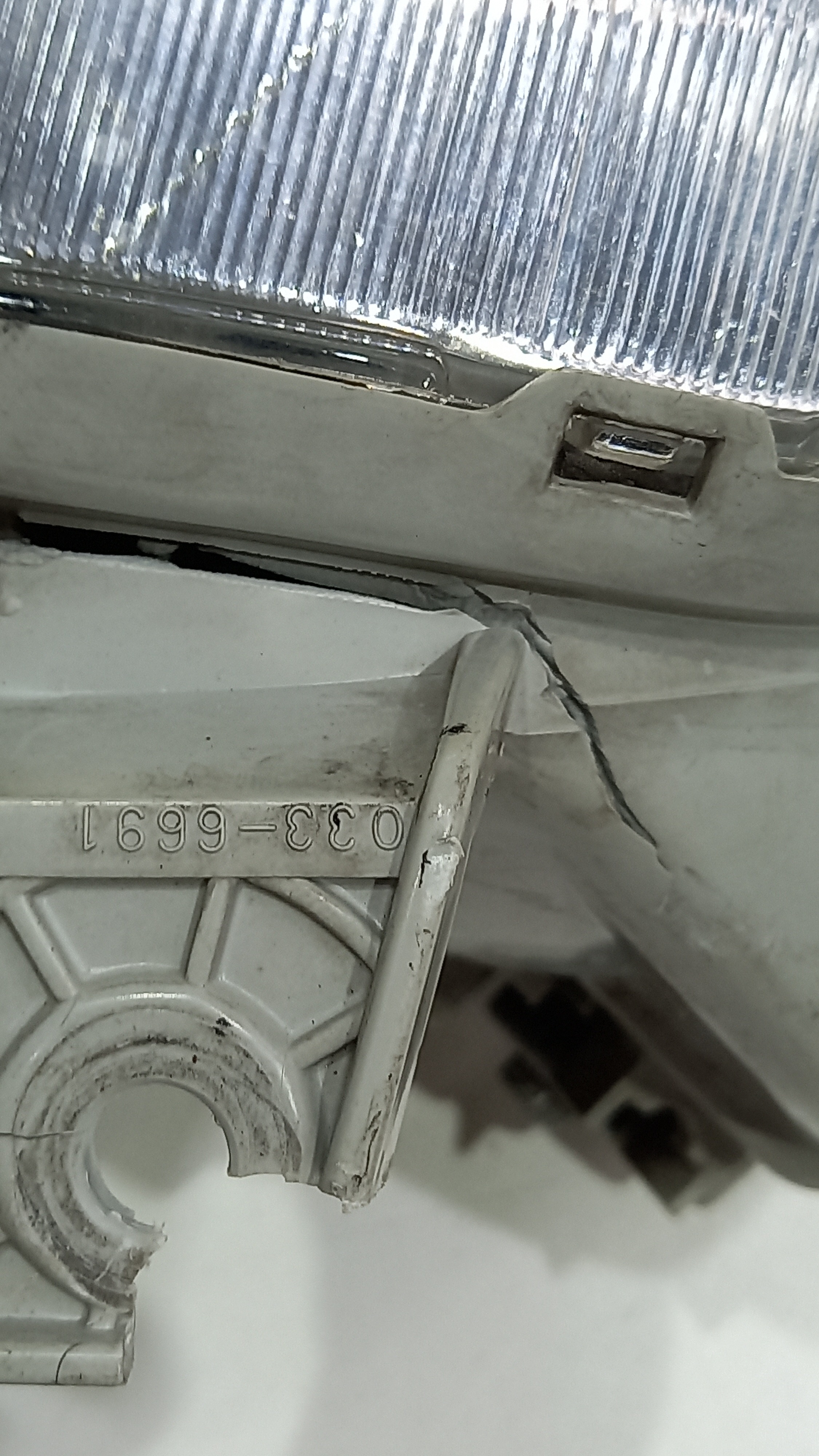 Farol Dianteiro Esquerdo Honda Civic 1998  Detalhe Esquerdo 6