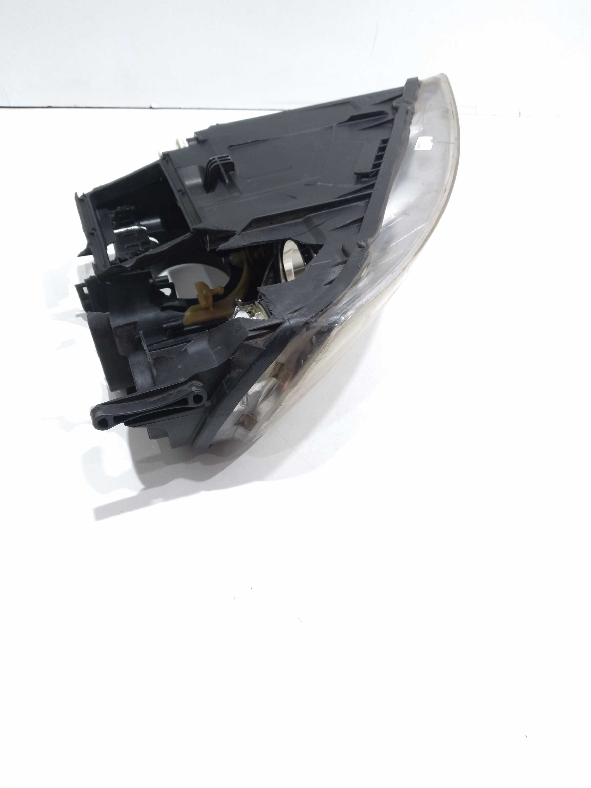 Farol Lado Esquerdo Vw Touareg 4.2 V8 2005  Retirada Peças Esquerdo/motorista 8