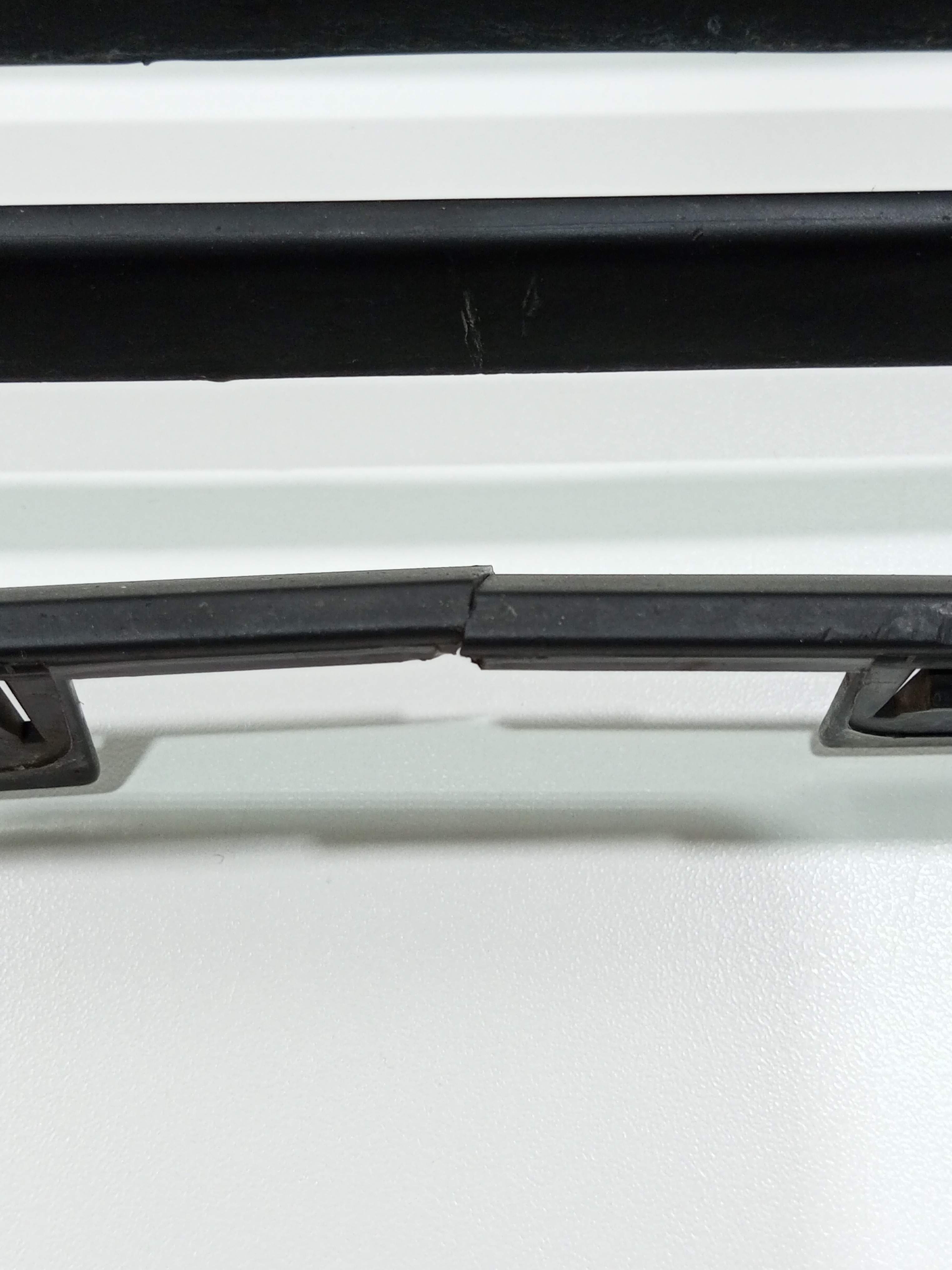 Grade Inferior Parachoque Diant. Fiat Grand Siena 2013 6