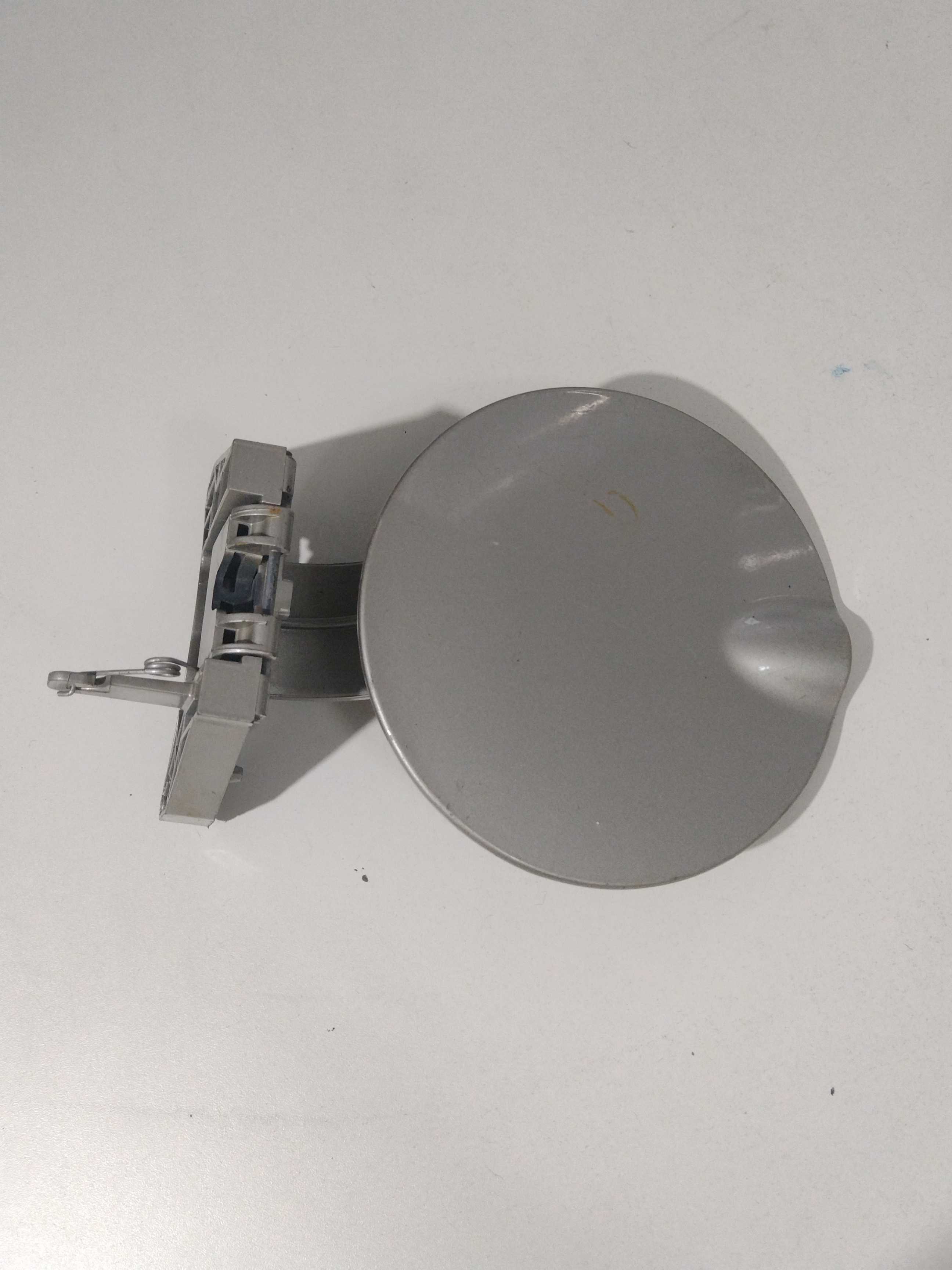 Portinhola Tampa Tanque Combustível C3 2010 3045001500 2