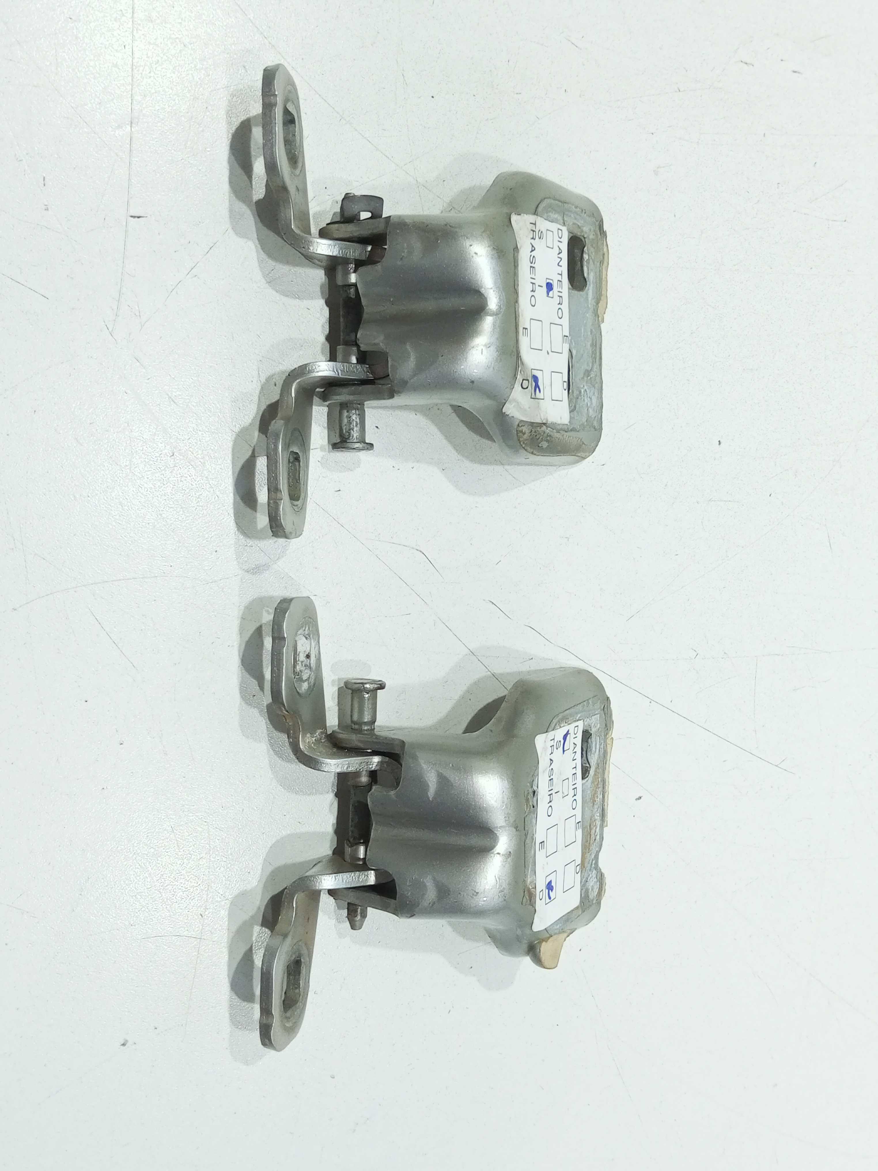 Par Dobradiças Porta Traseira Direita Renault Duster 2014 2