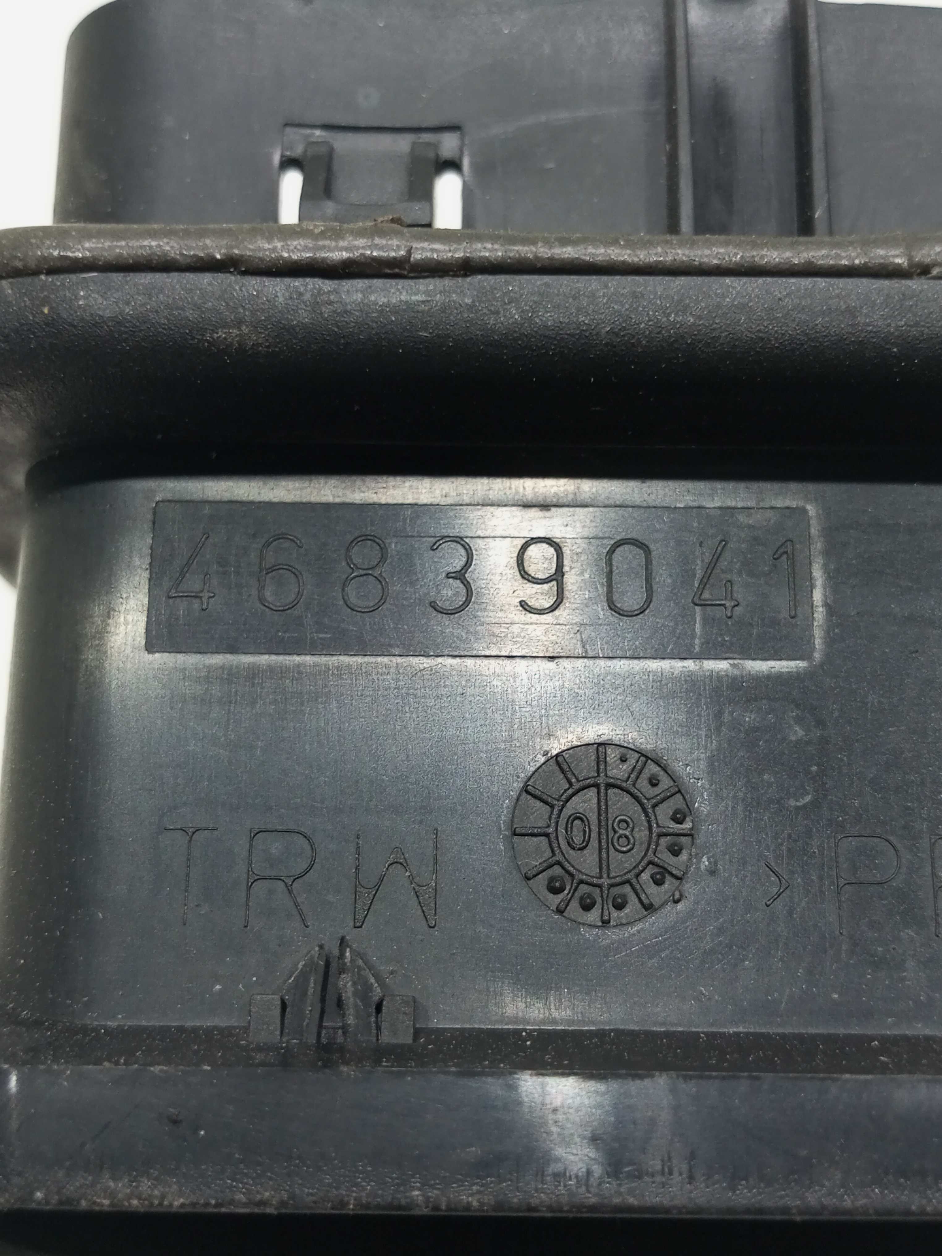 Difusor De Ar Carroceria Traseiro Fiat Siena 2011 3