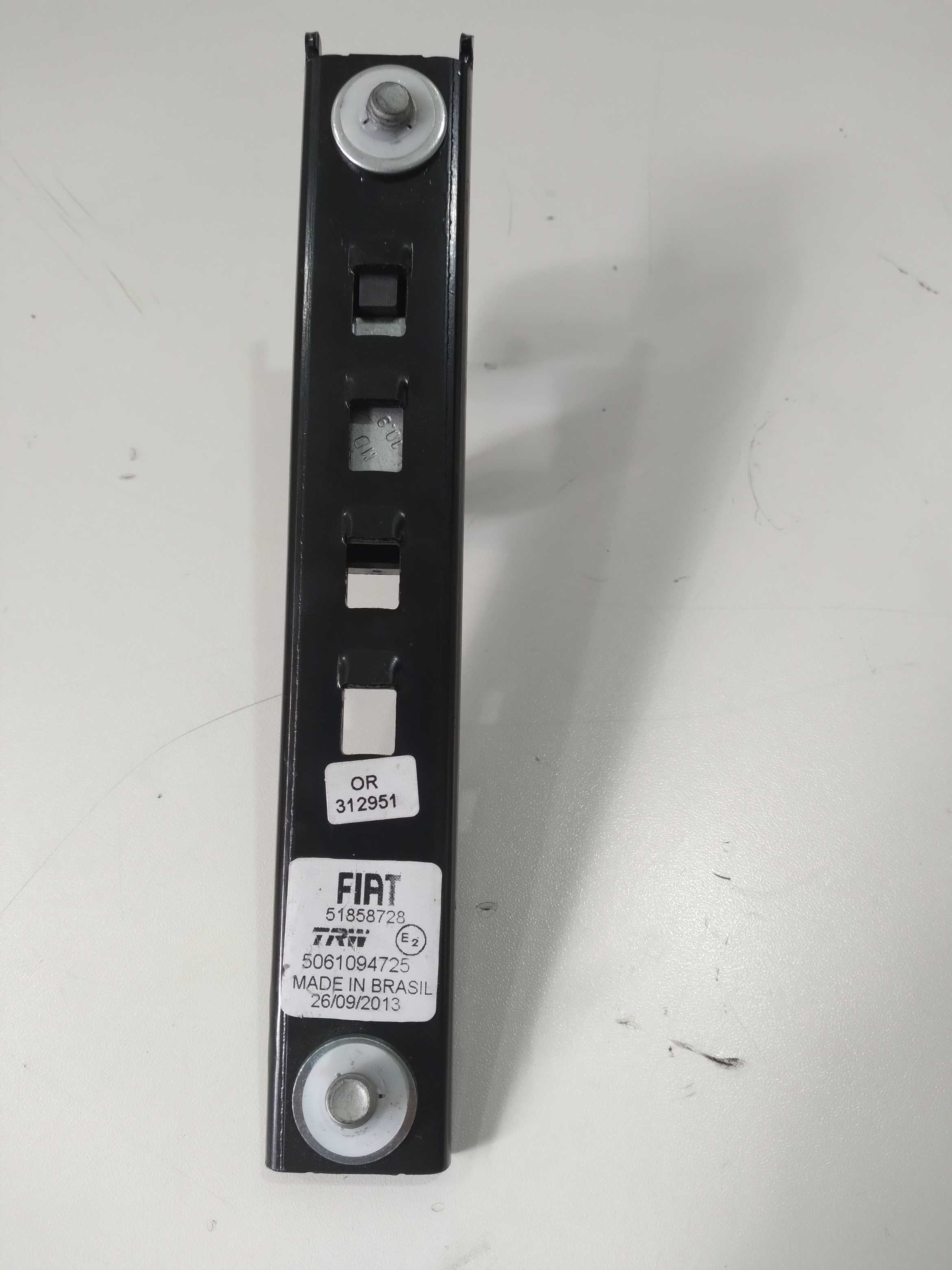 Trilho Regulador Do Cinto Direito Grand Siena Attrac. 2013 2