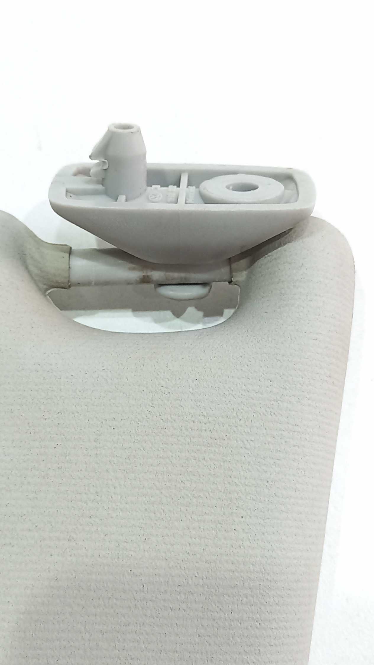 Quebra Sol Lado Esquerdo Vw Golf 1997 Detalhe 3