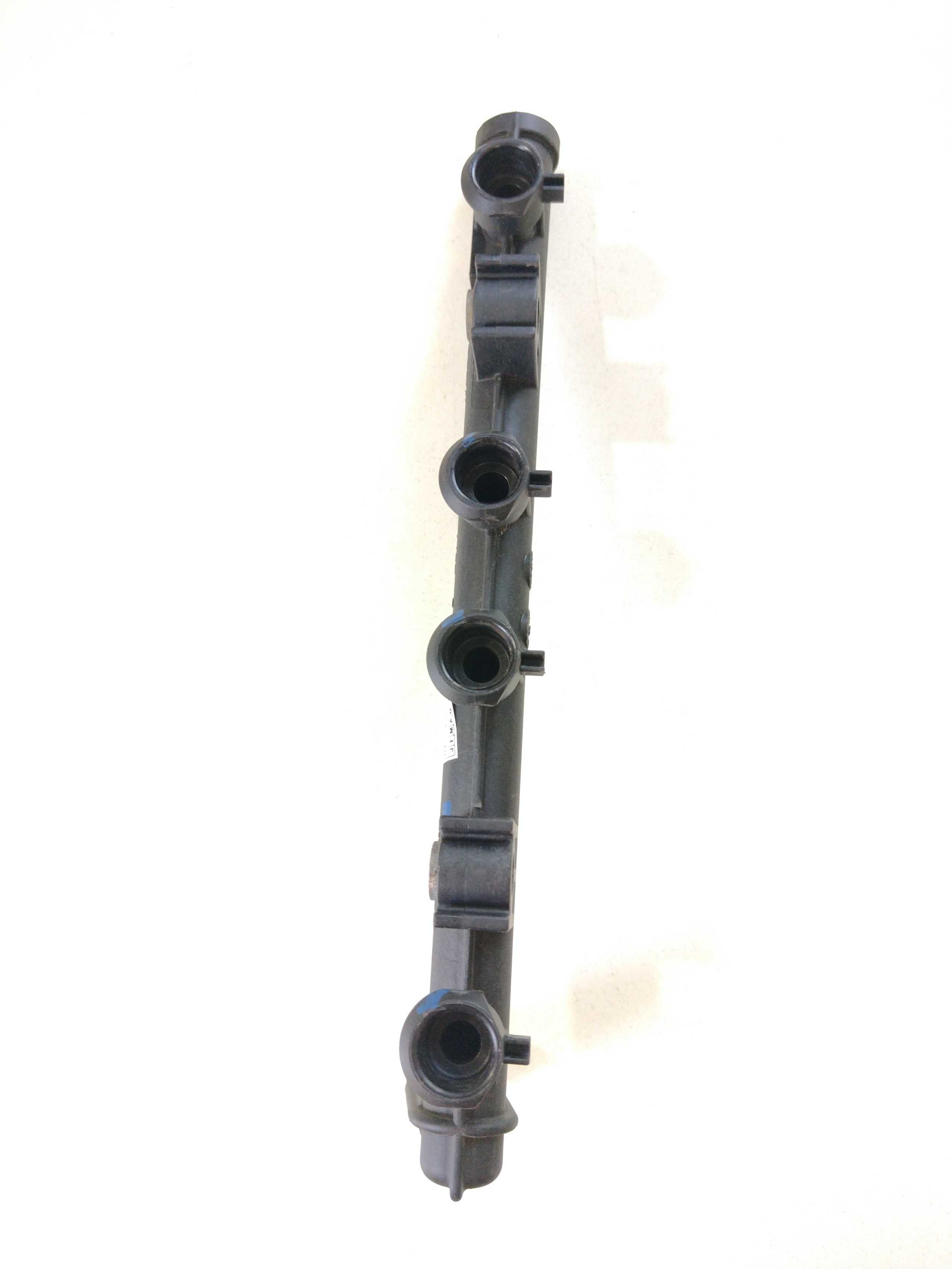 Flauta Dos Bicos Injetores Strada 2018 1.4 Evo 55200260 3