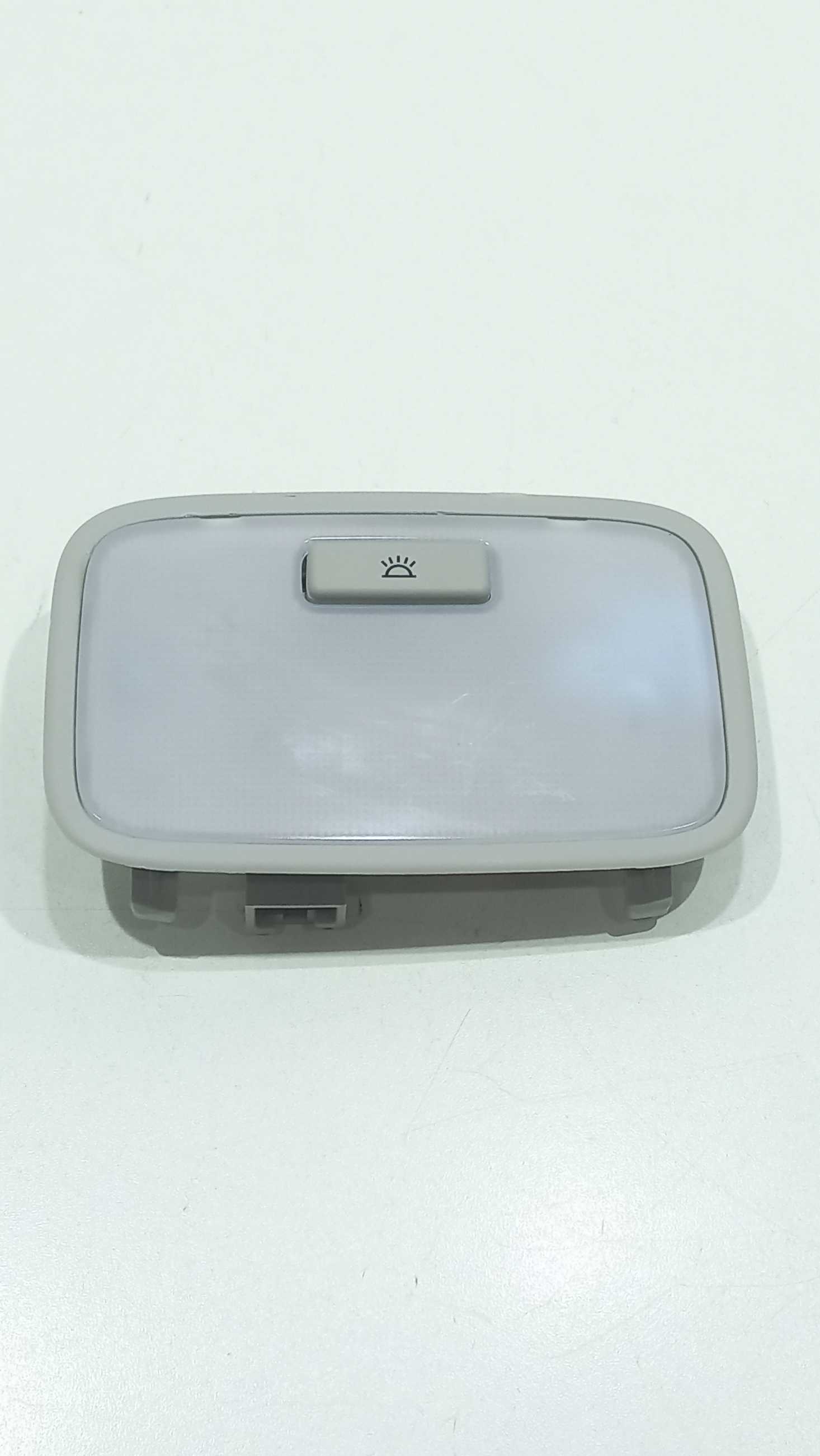 Luz De Teto Central Hyundai Hb20s Evolution 1.0 12v 2022 1