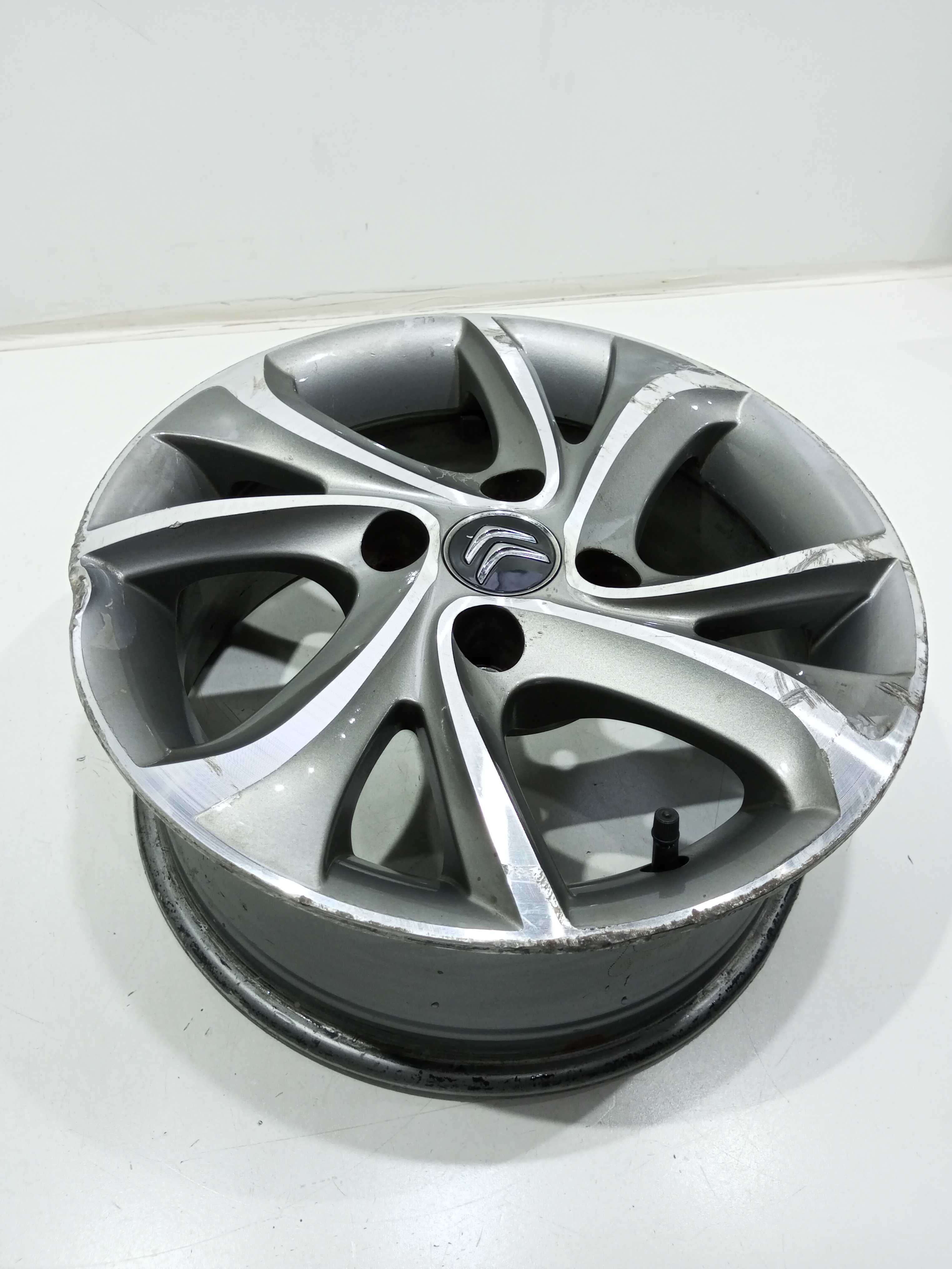 Roda Aro 15 Citroen C3 1.6 2017 Tendence Original Detalhes 3