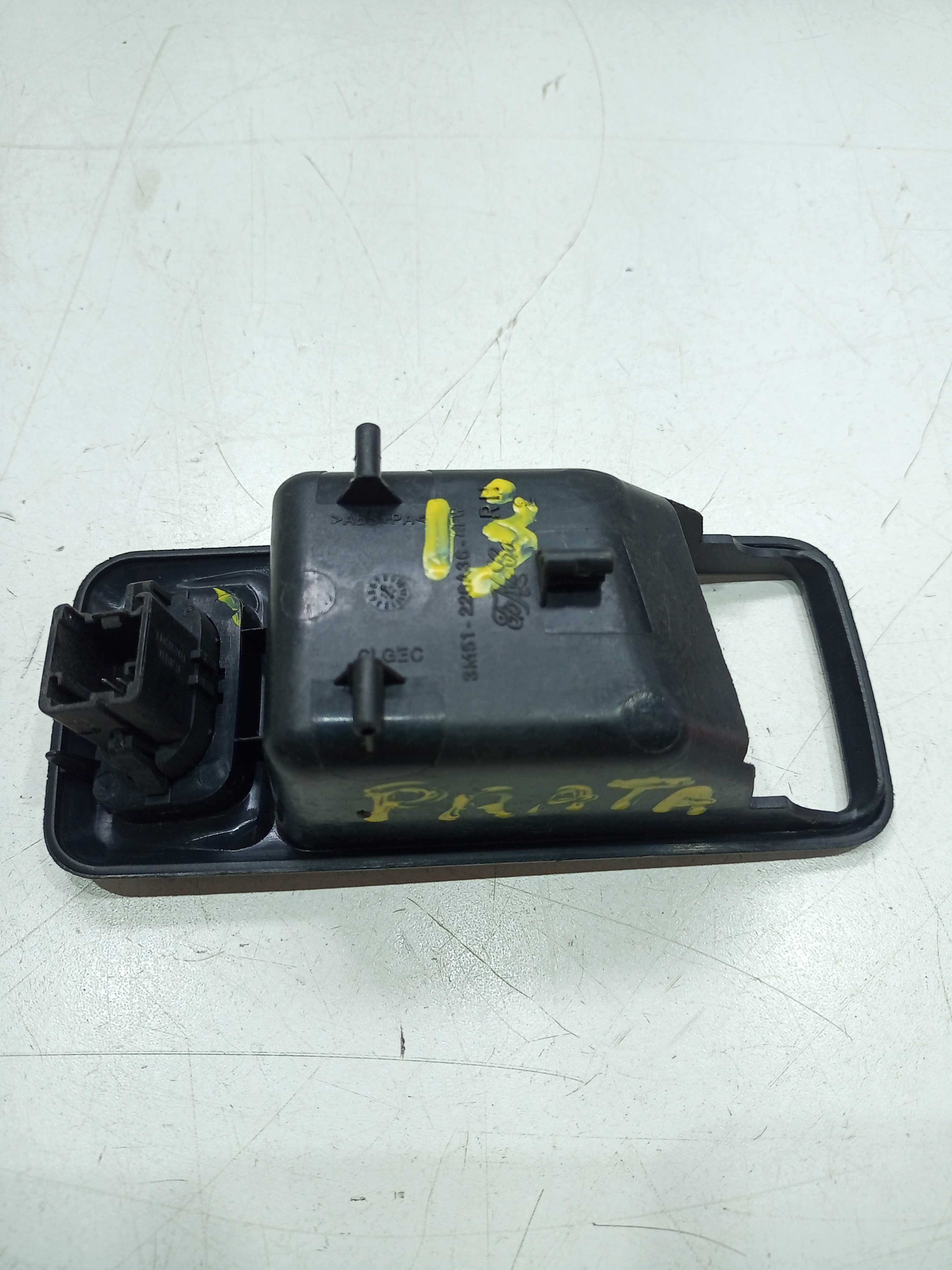 Moldura Botão Vidro Traseiro Direito Ford Focus 2013 3