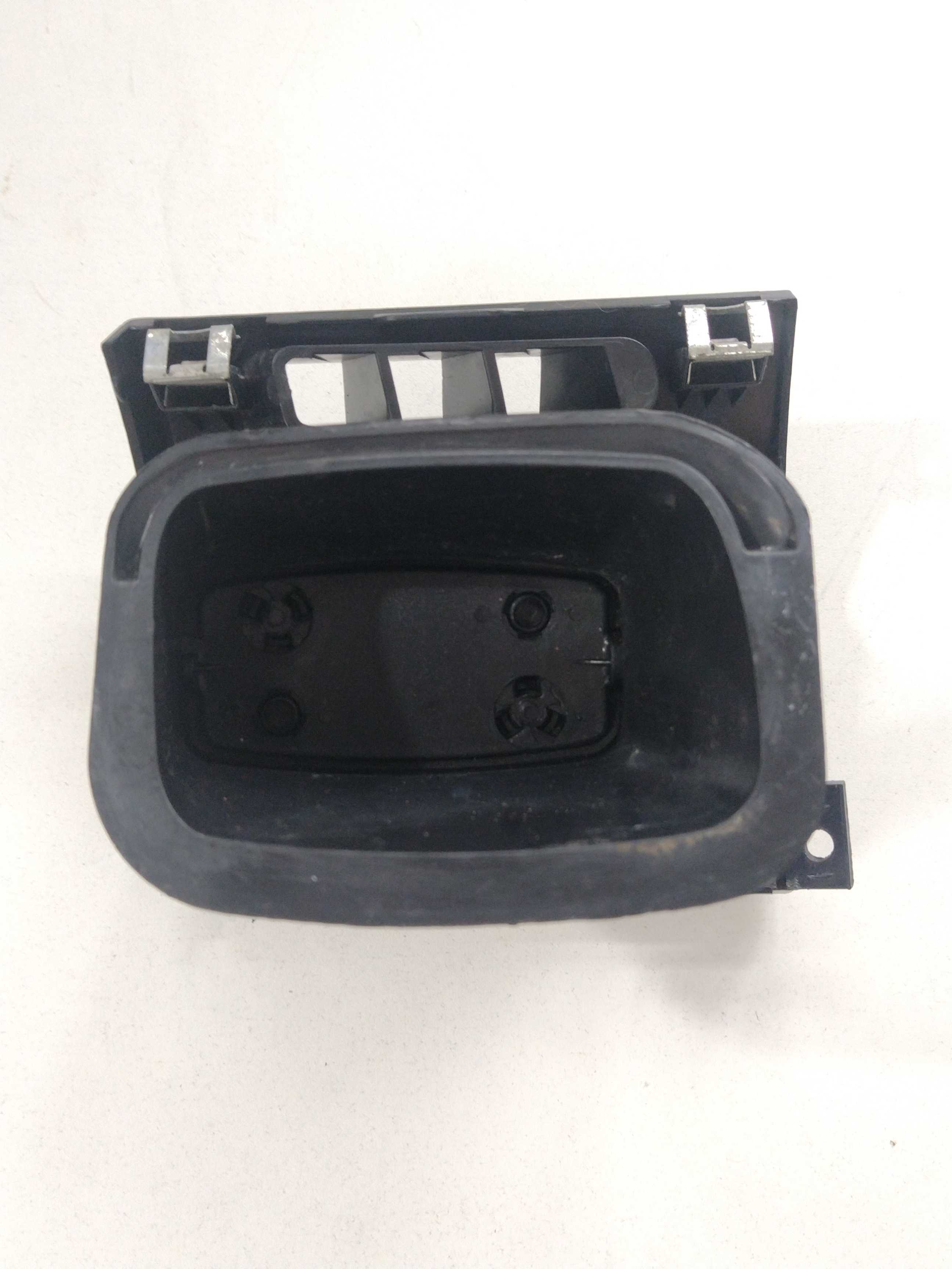 Difusor De Ar Lado Direito Strada 2018 3