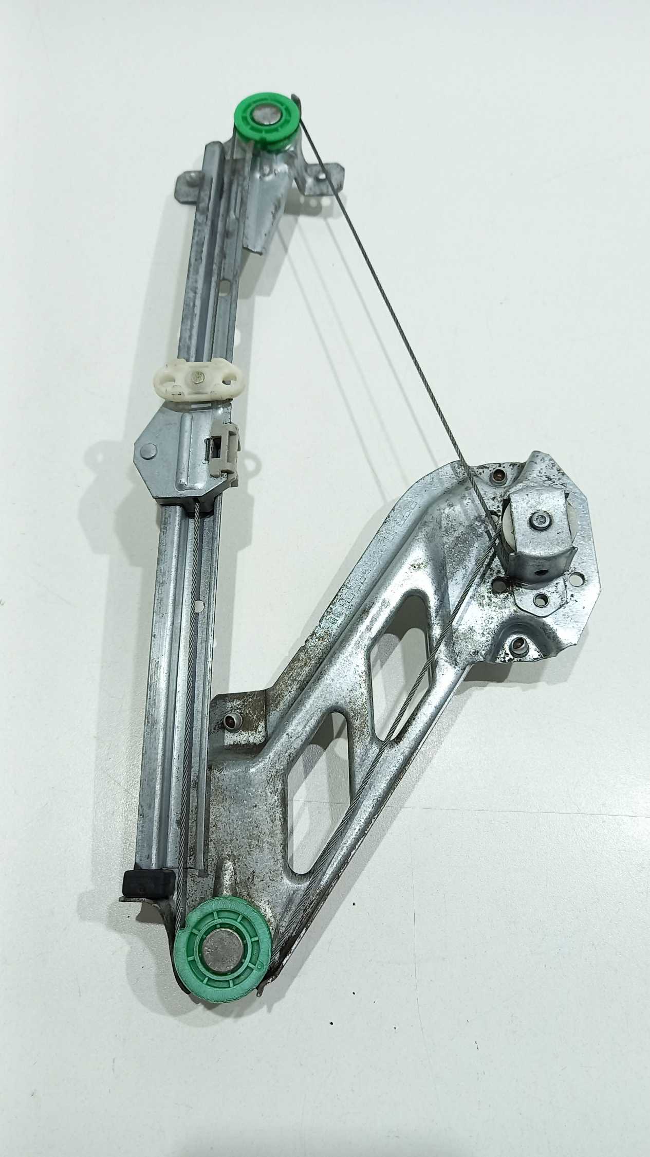 Maquina De Vidro Manual Traseira Direita Gm Corsa 4p  2003 2