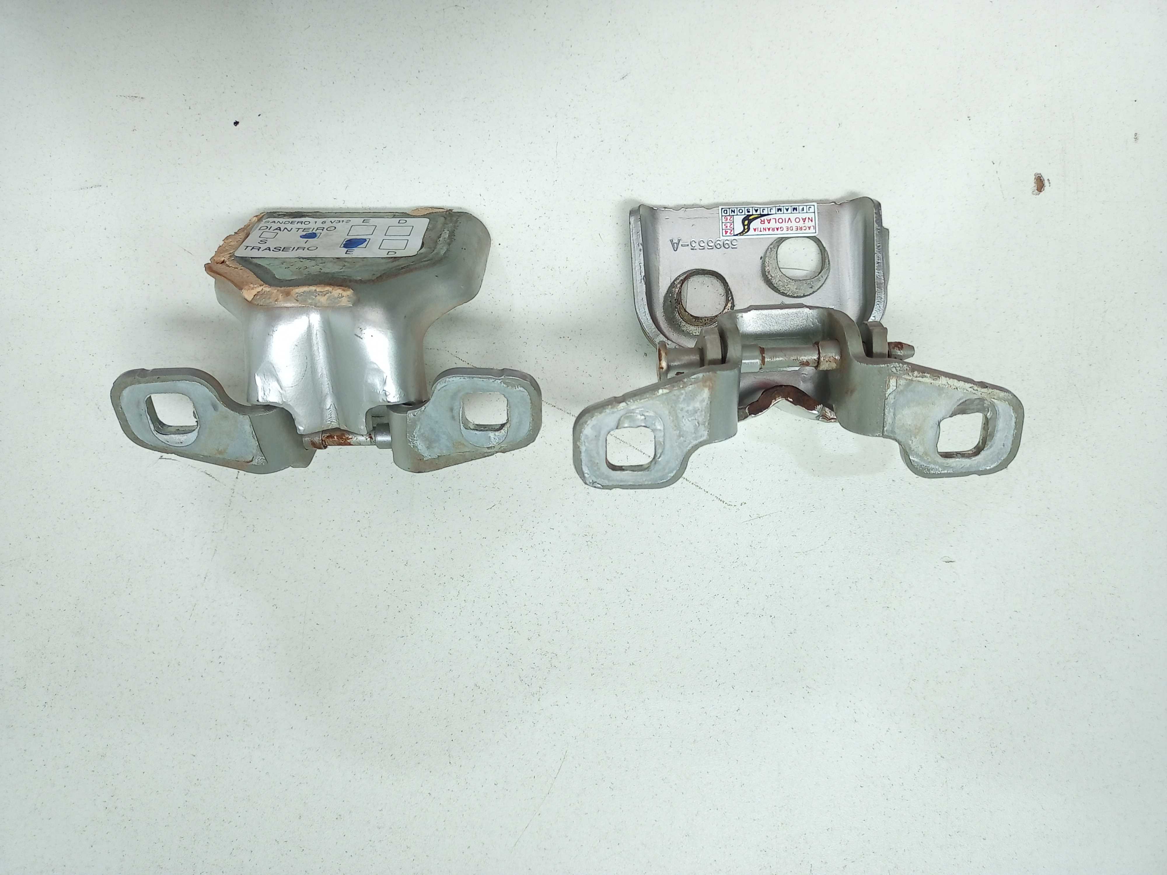 Dobradiças Par Portas Traseiras Renault Sandero 2013 1.6 2